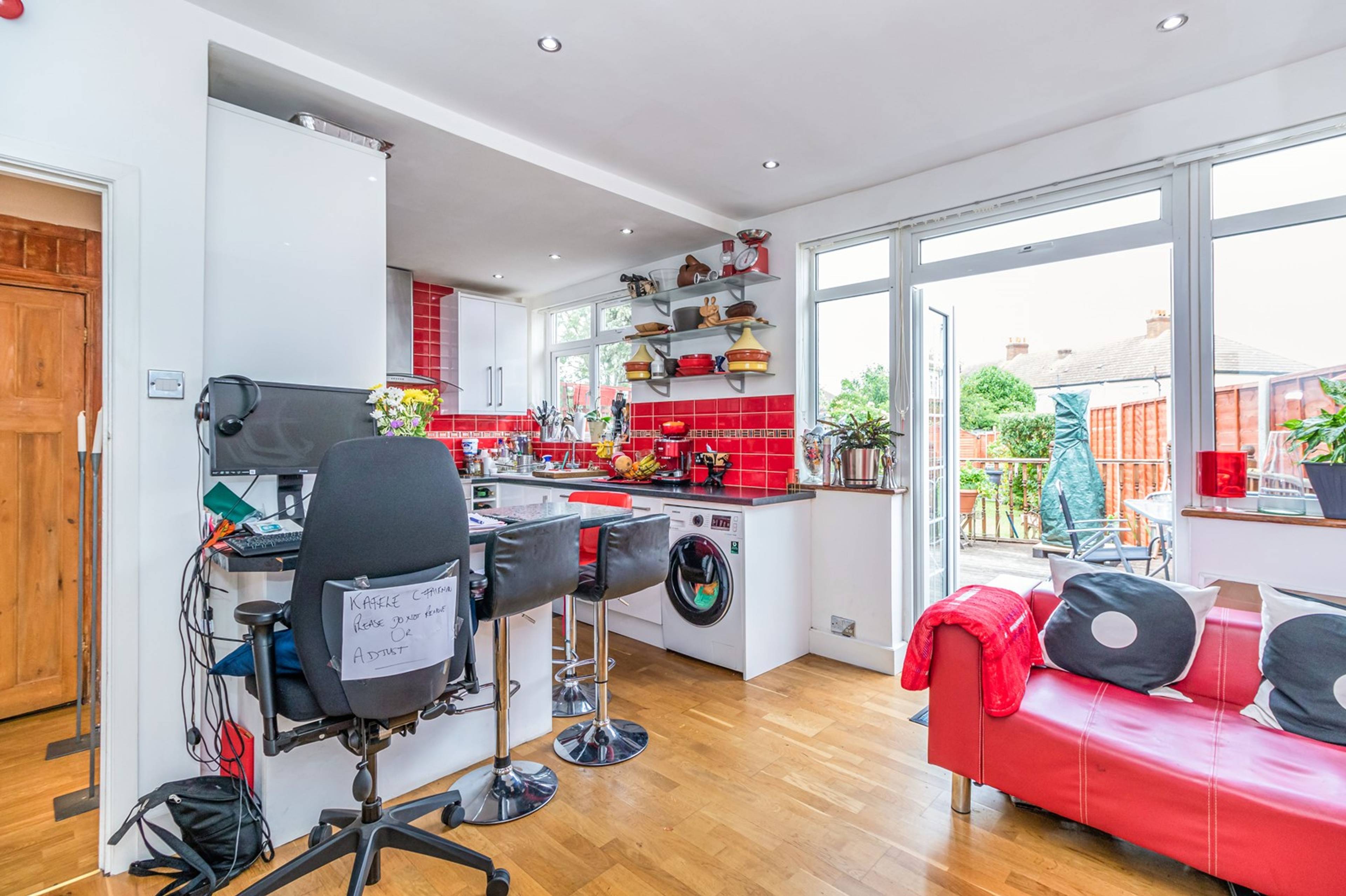 Kitchen/Dining Room