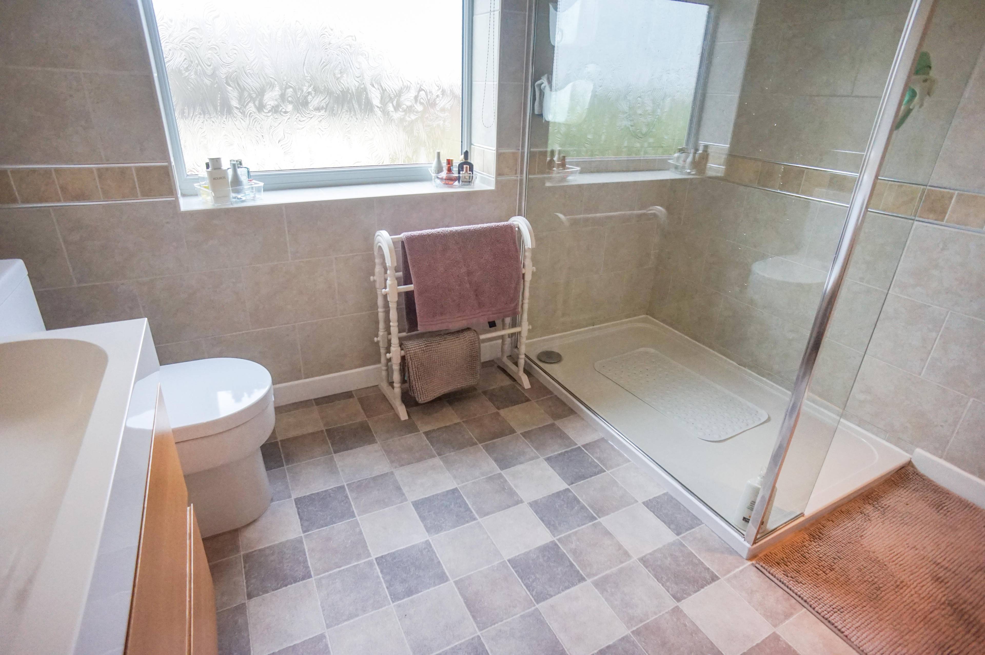 En-suite One