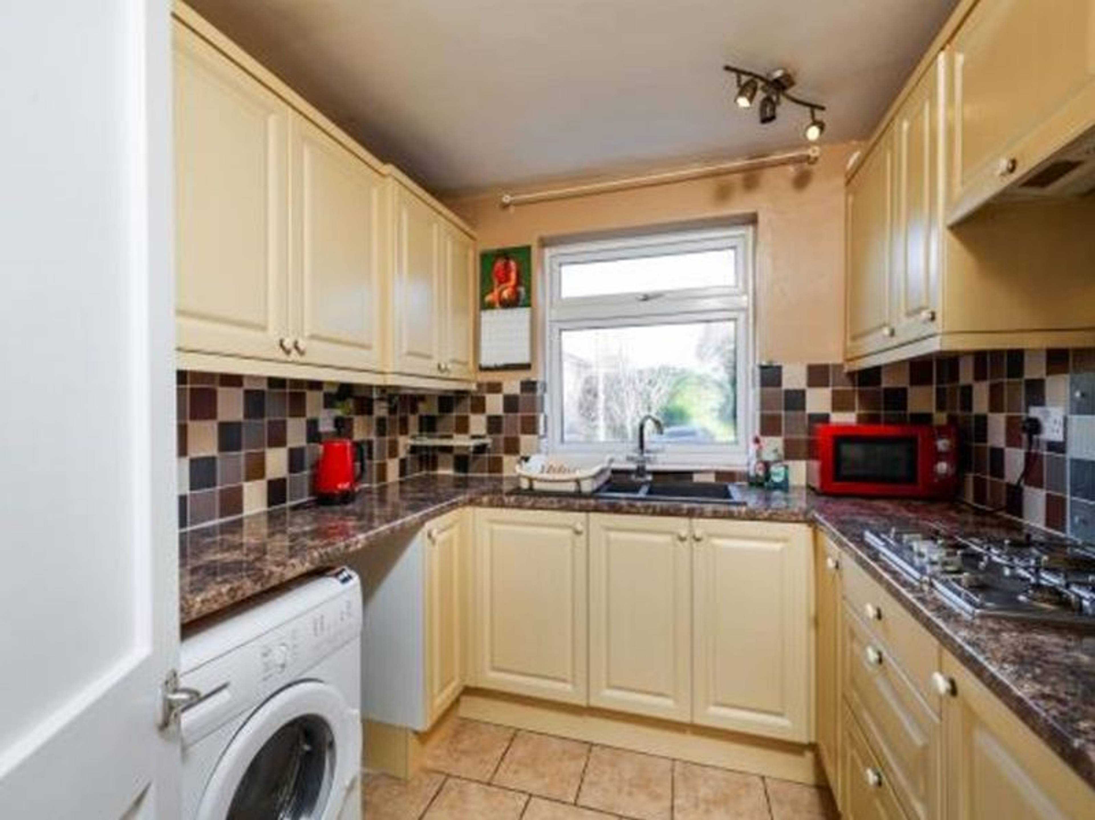 sandrock road, Tunbridge Wells