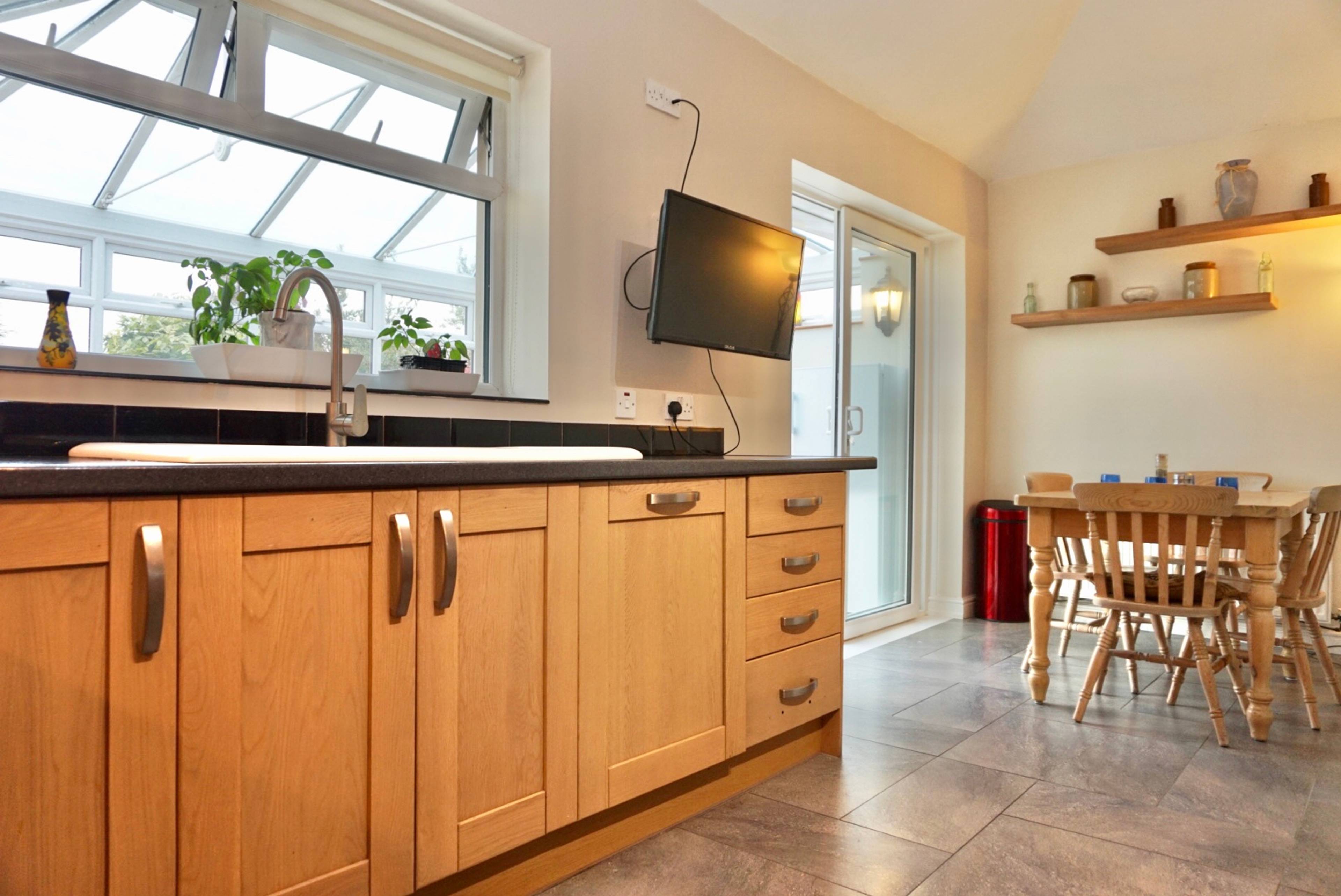 Kitchen/Breakfast