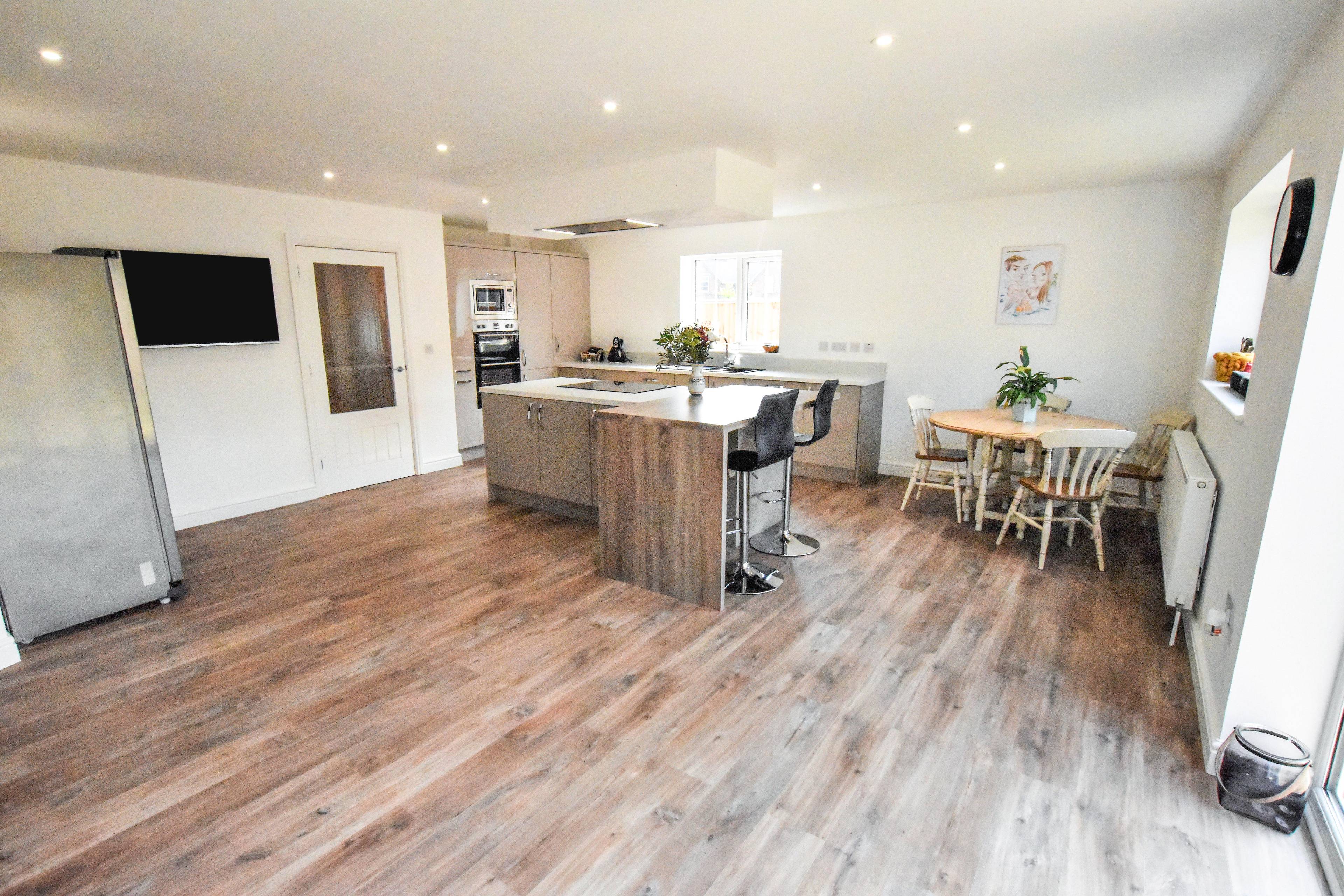 Kitchen/Dining Room