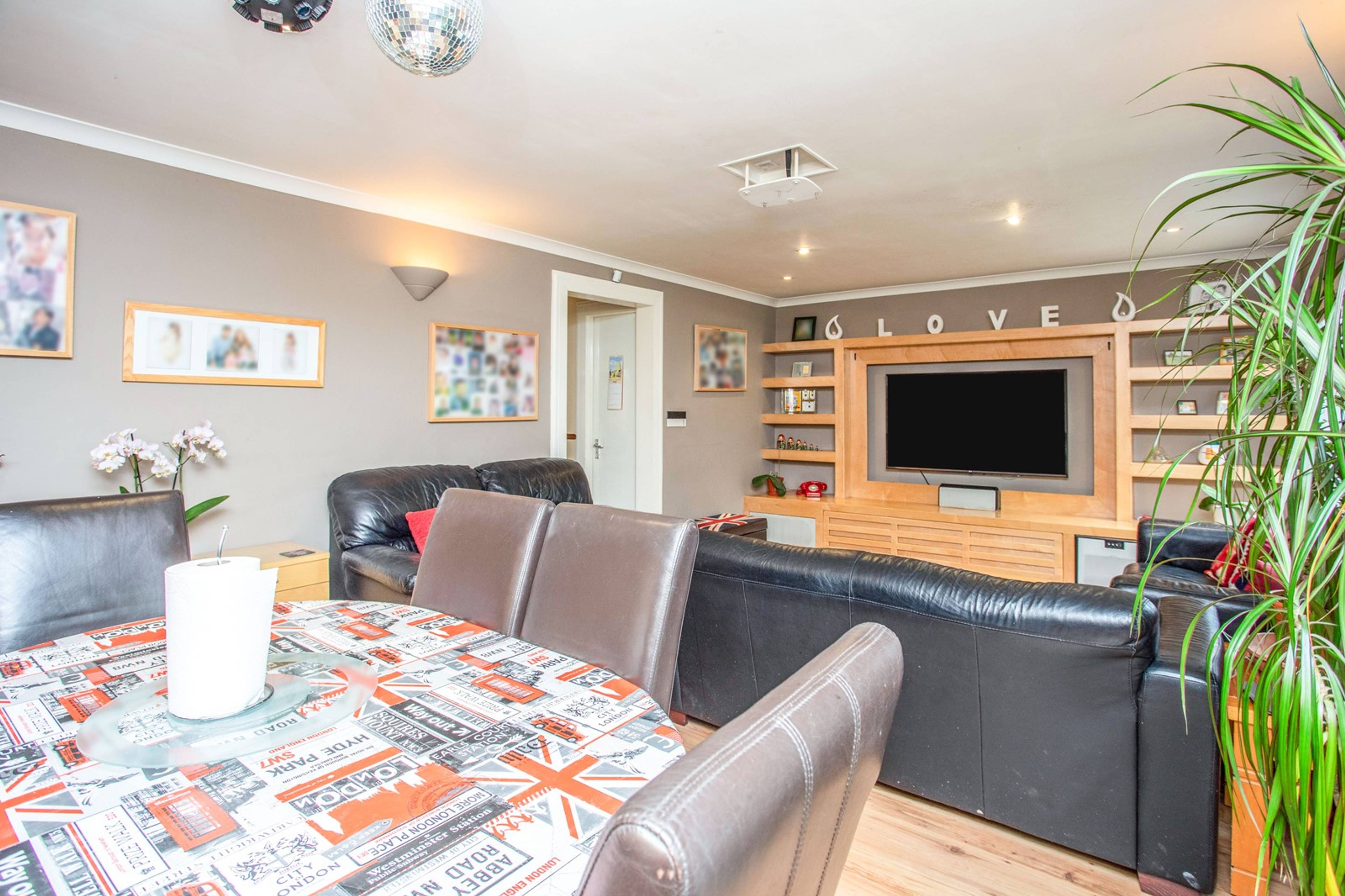 Living / Dining Room