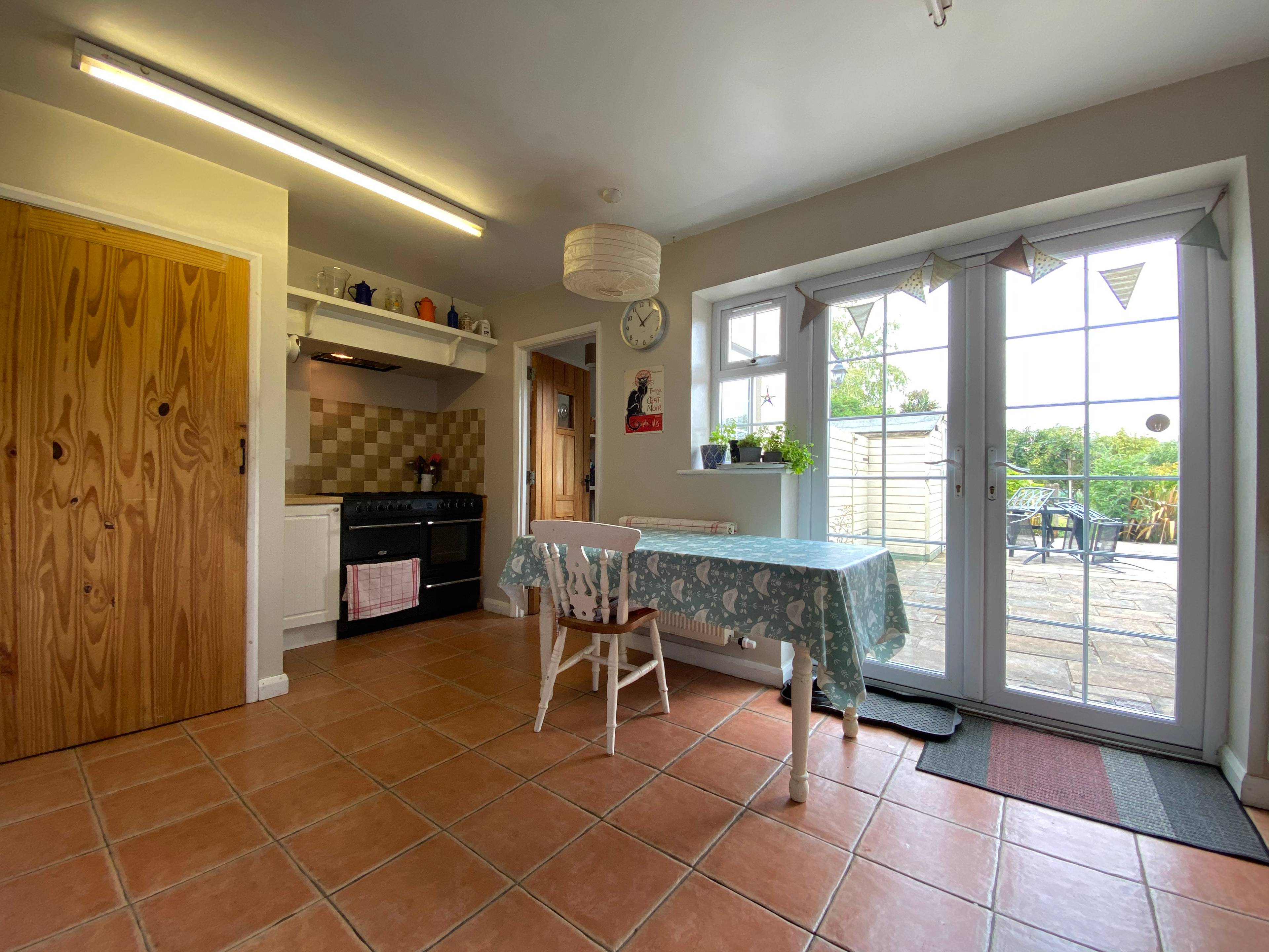 Kitchen/Breakfast