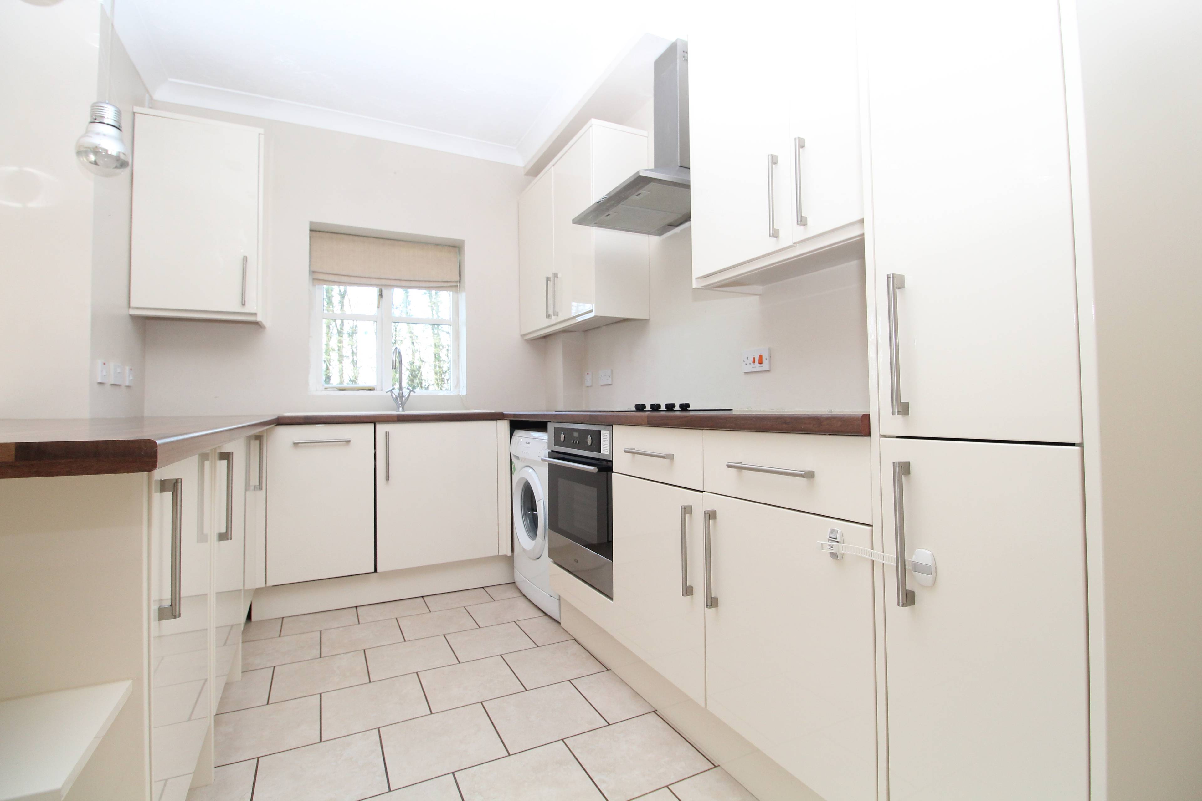 Lounge / Kitchen