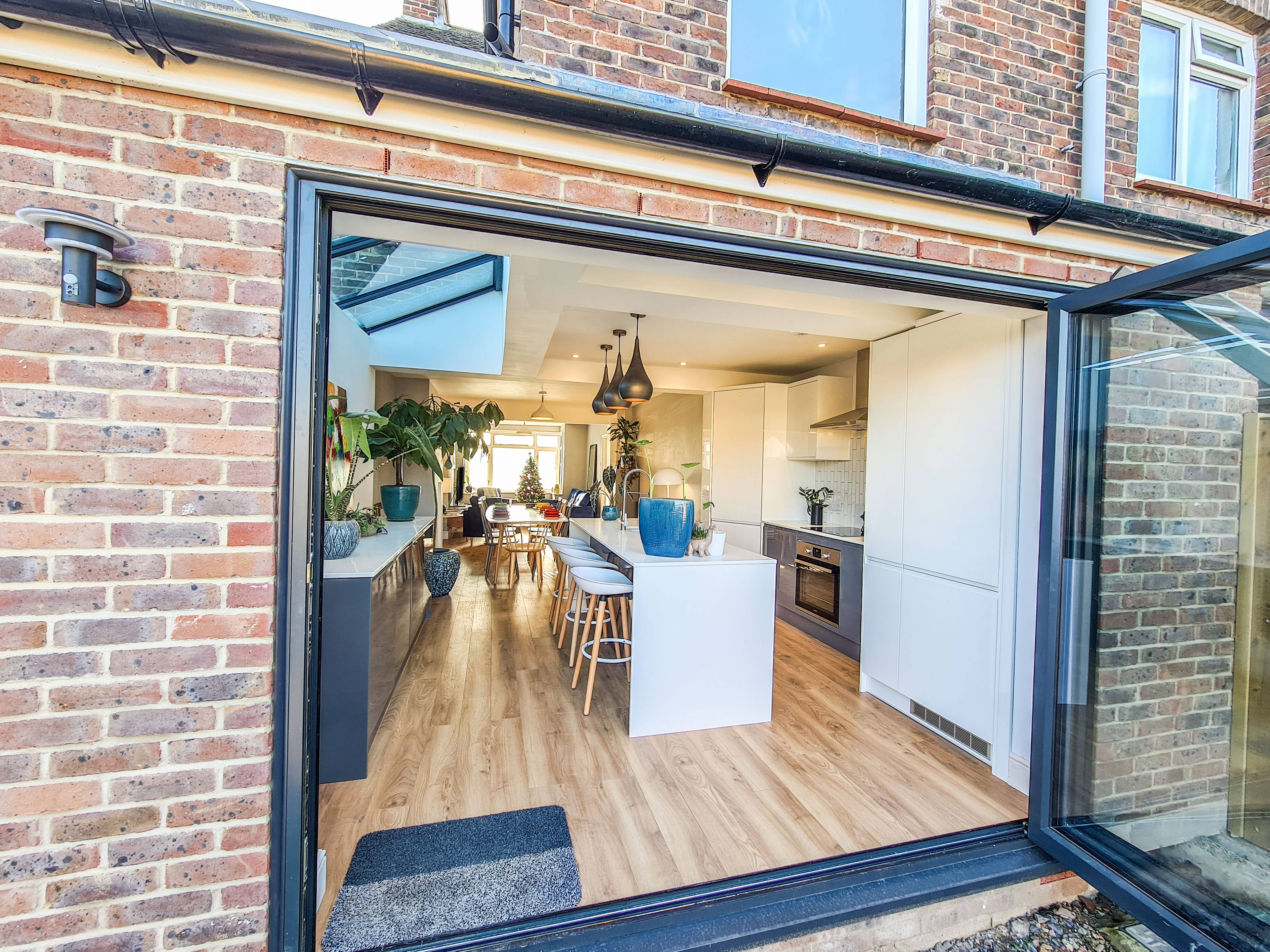 Lounge / Kitchen