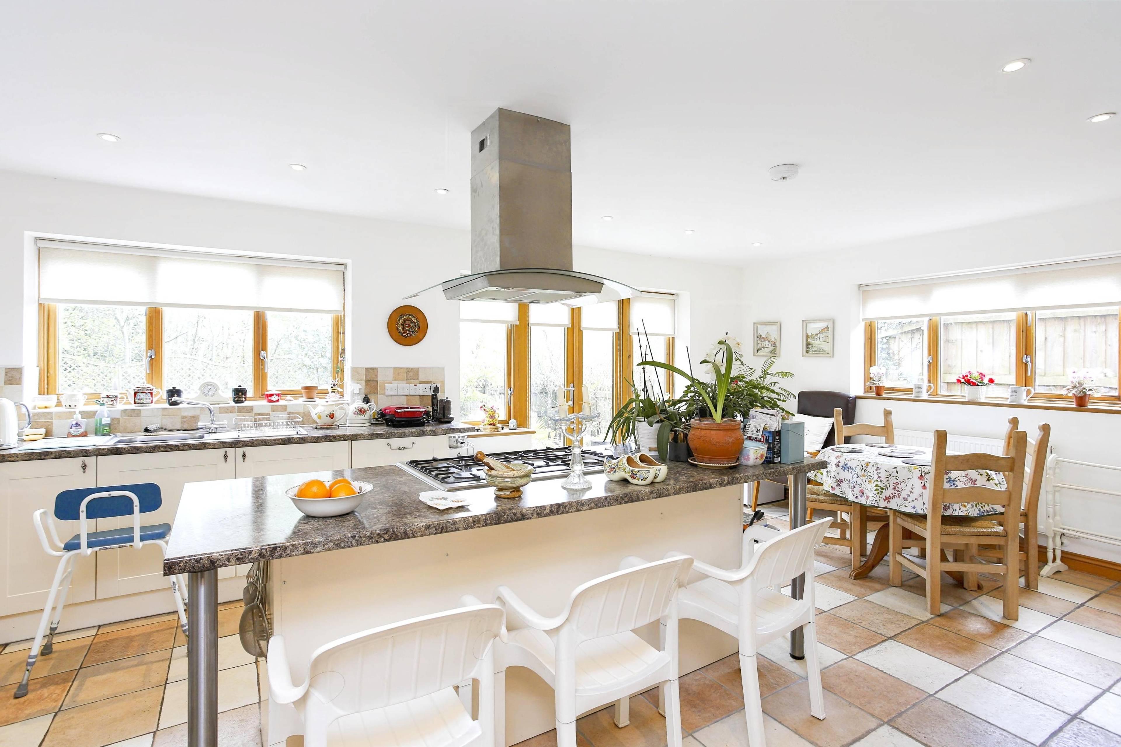 Kitchen/Breakfast