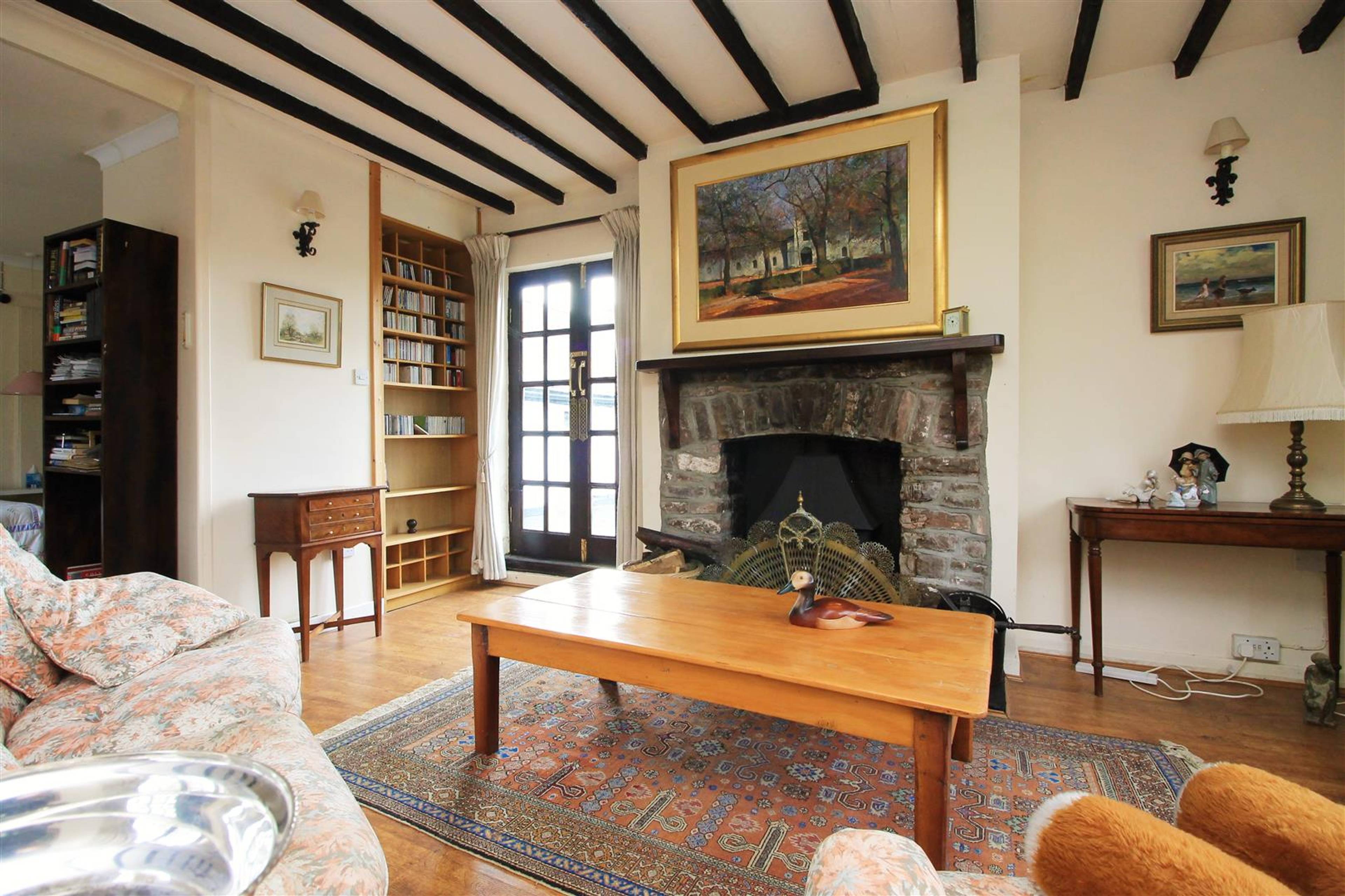 Private Living Room