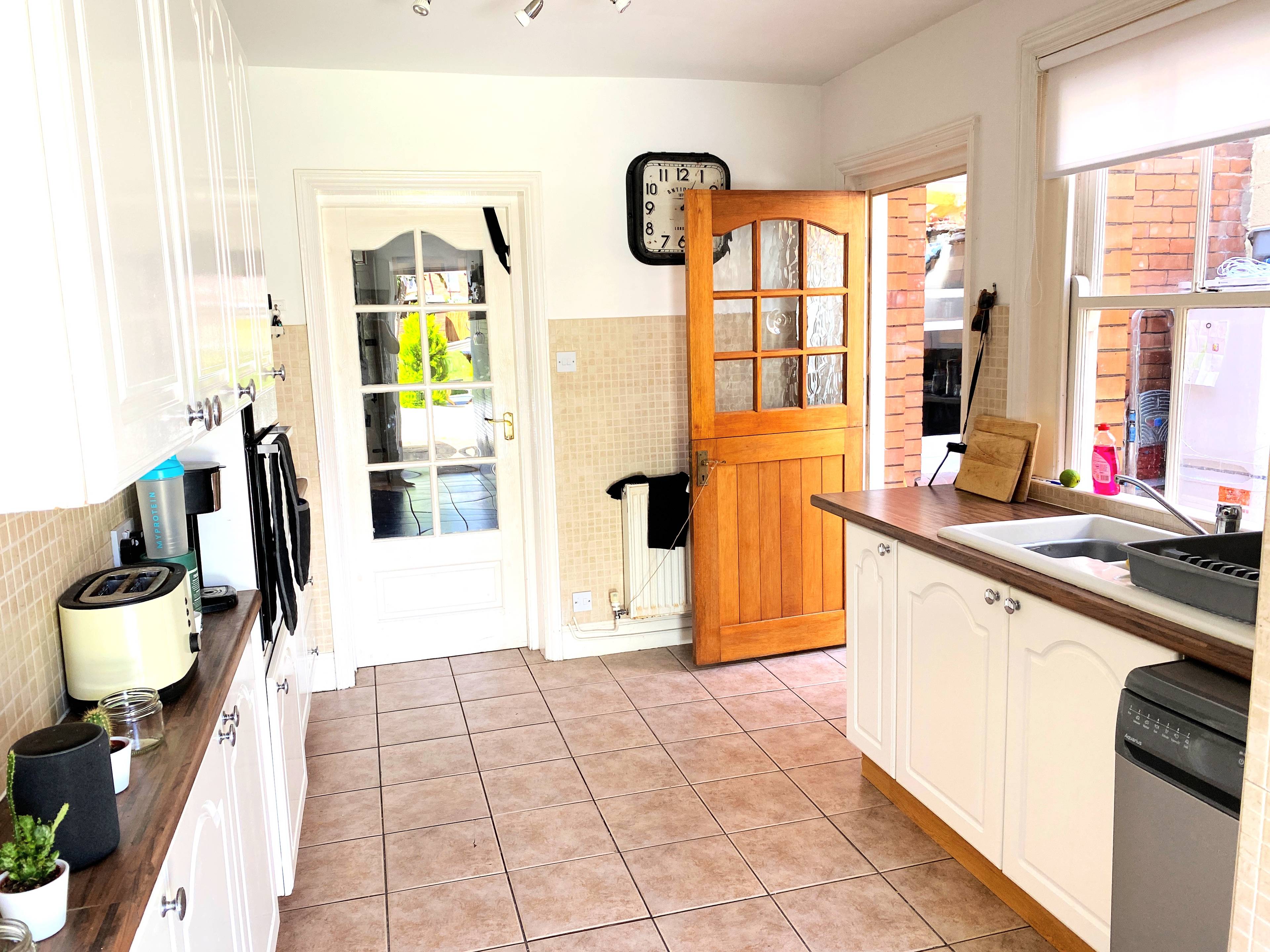 Kitchen/Breakfast