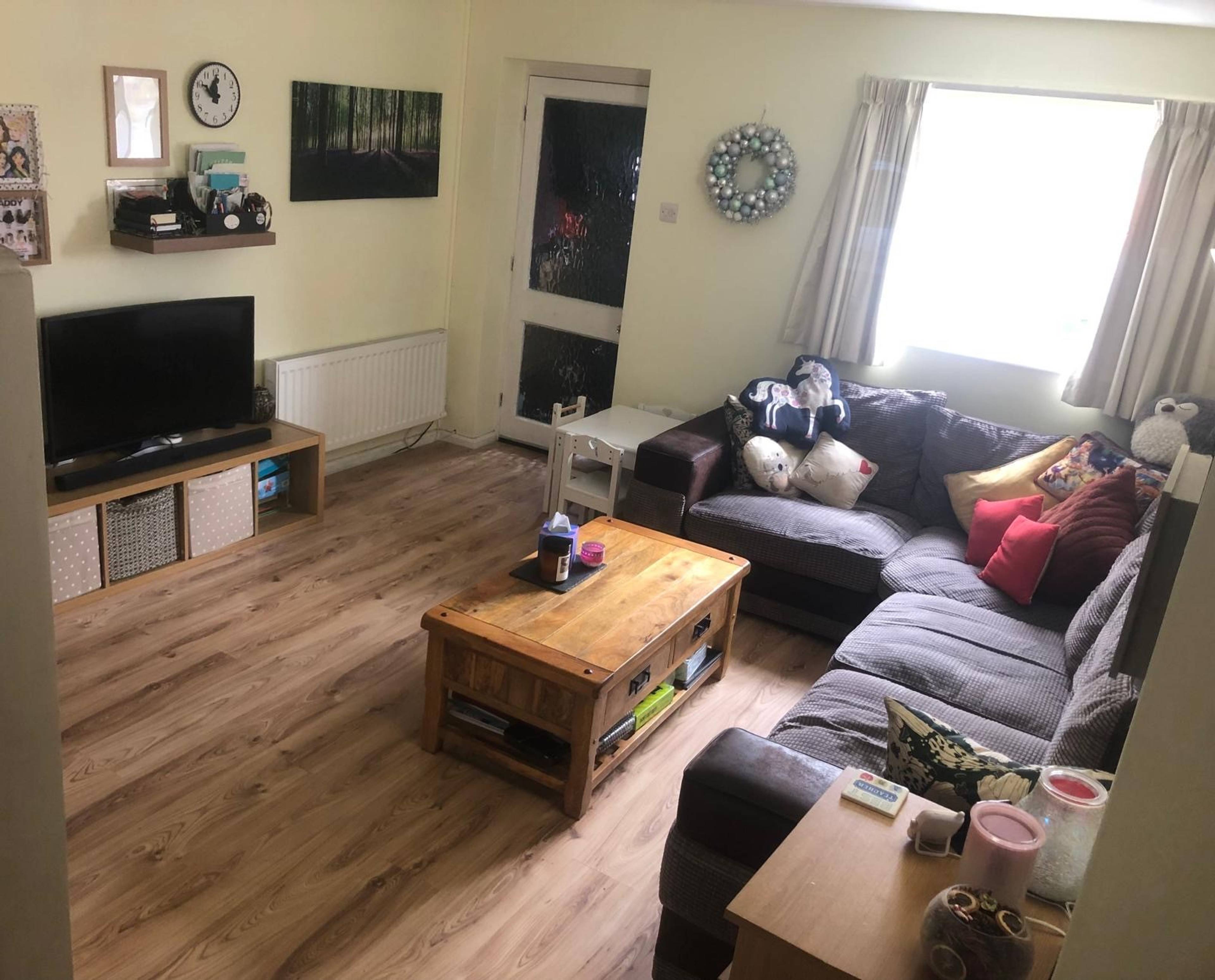 Lounge/Dining Room