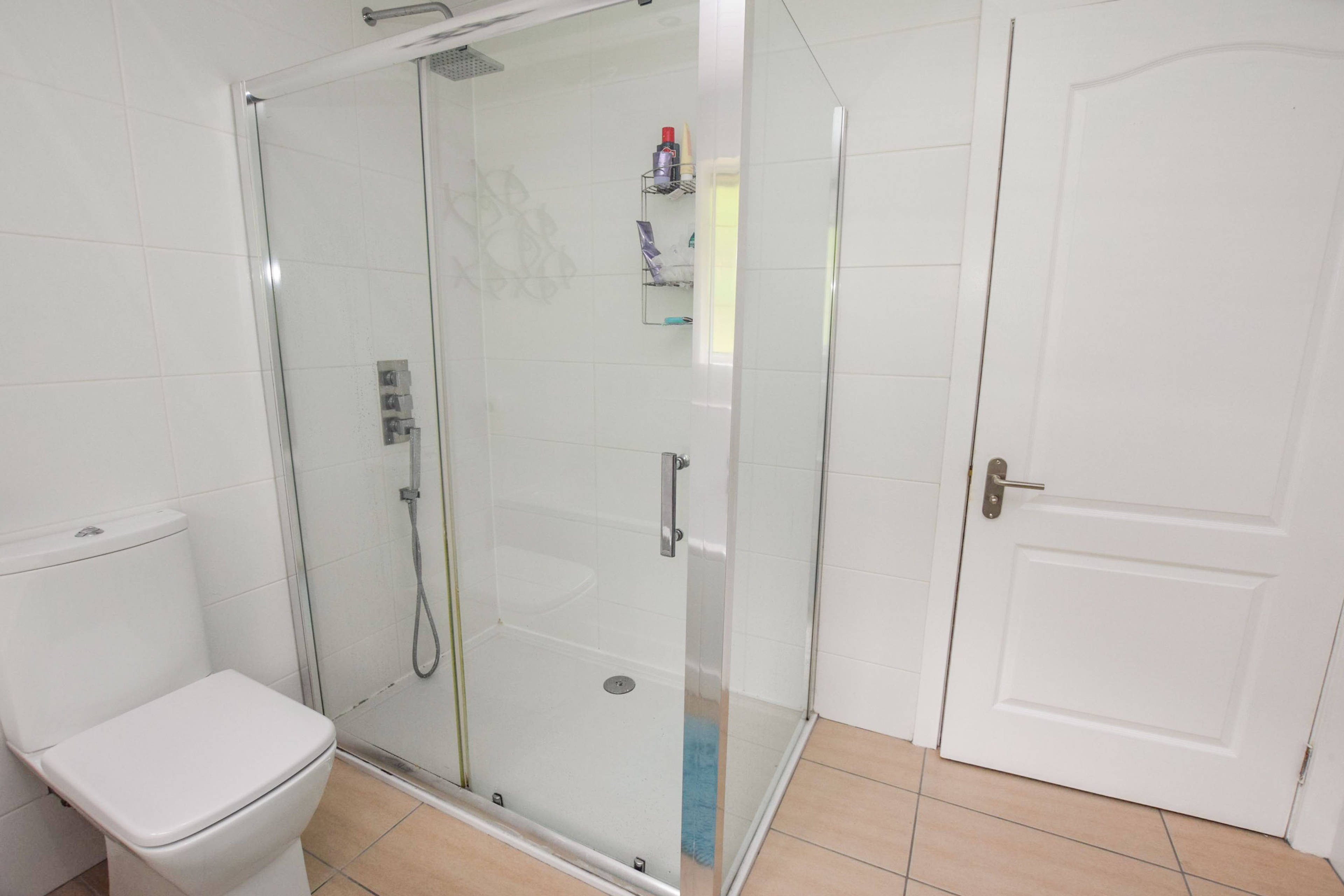 Master En-suite