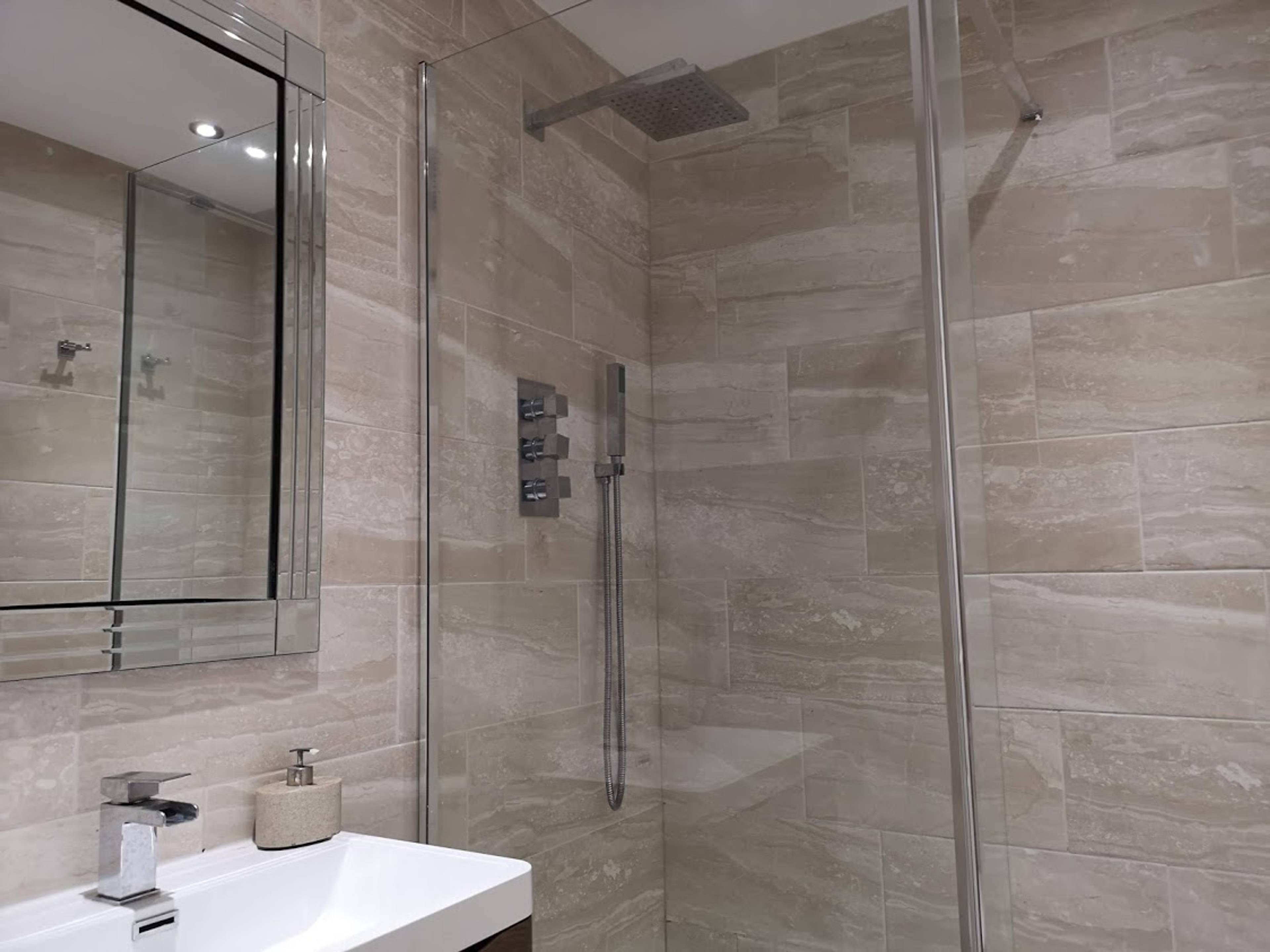 Master En-suite