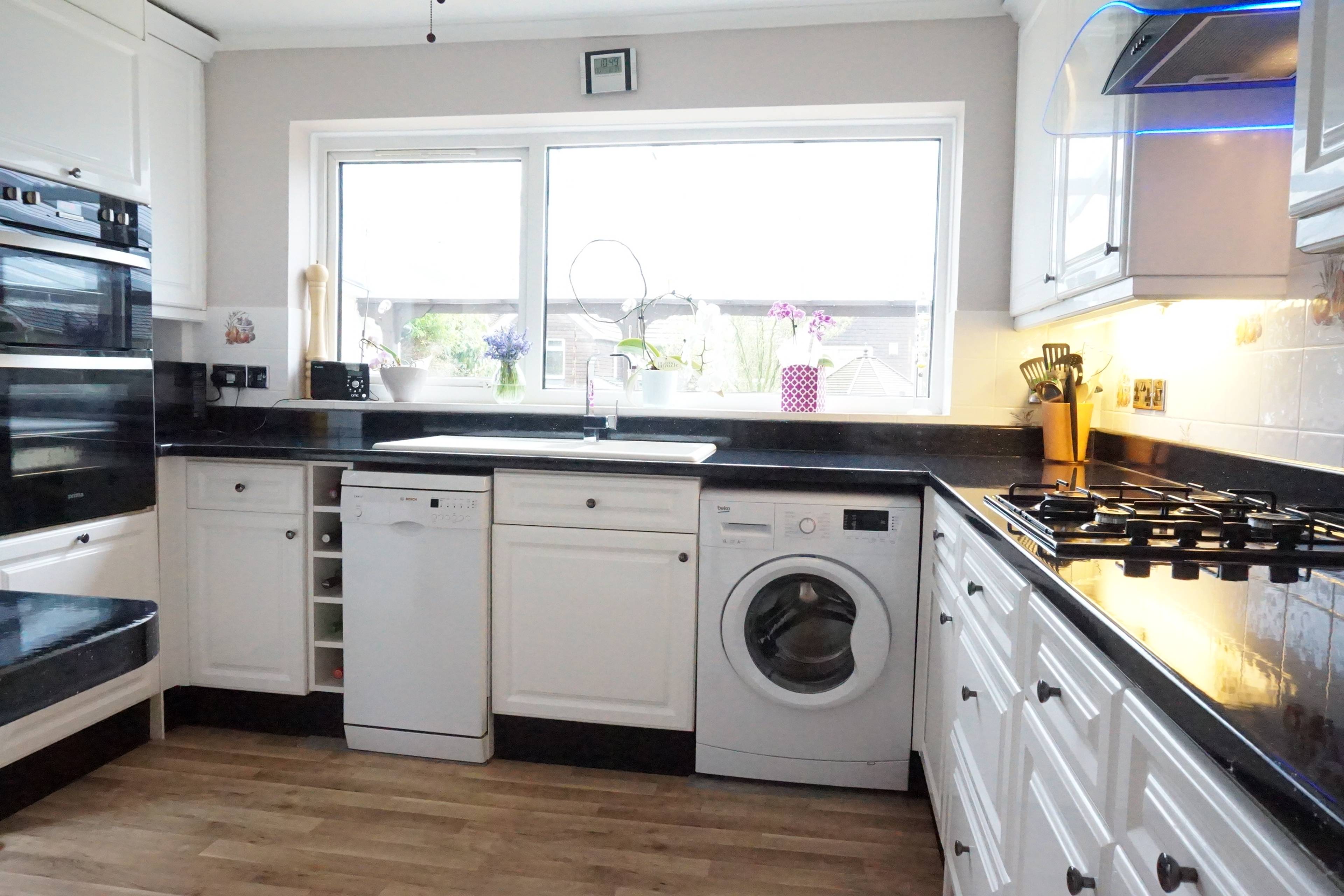 Kitchen / Breakfast