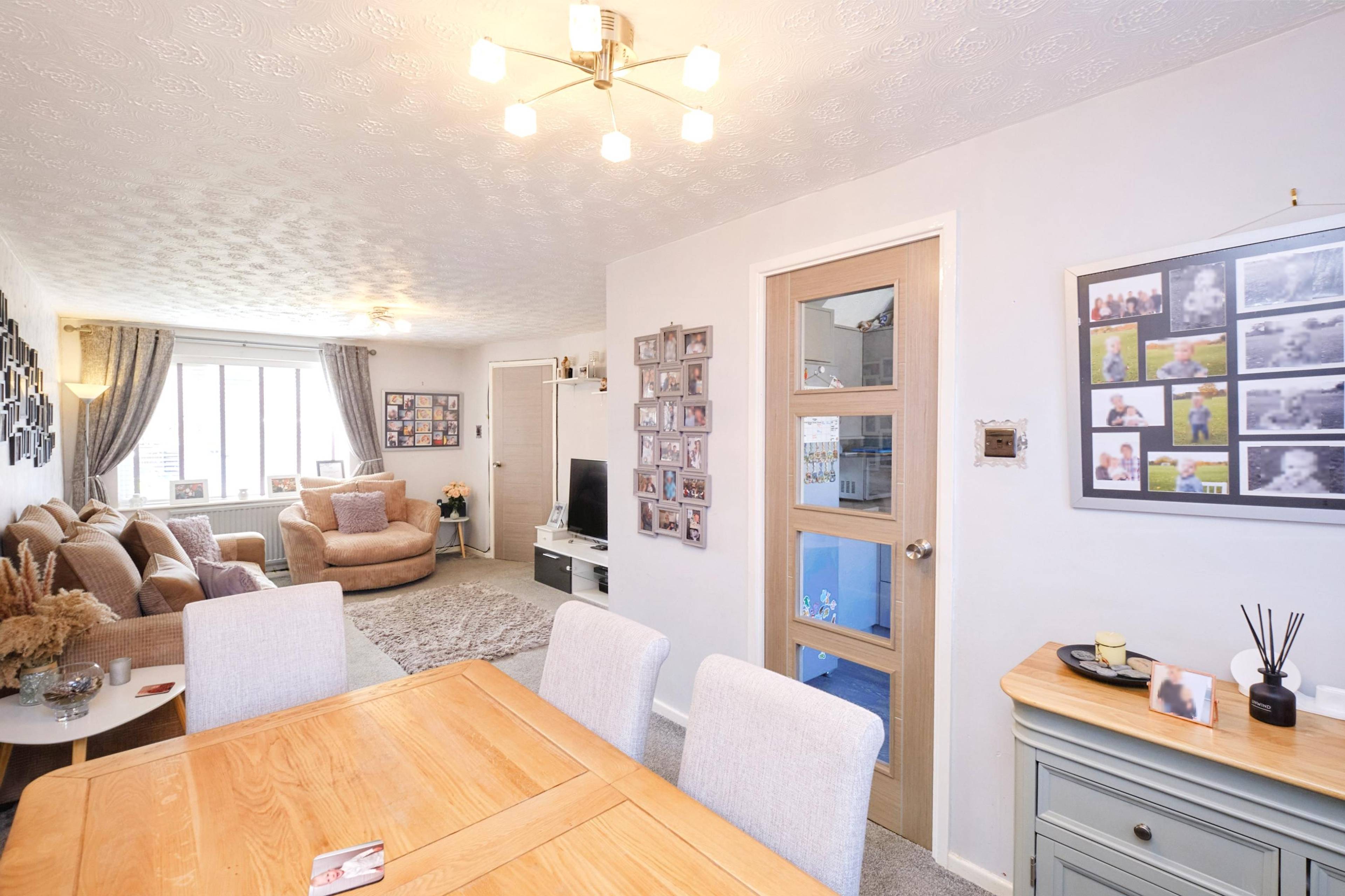 Lounge/dining Room