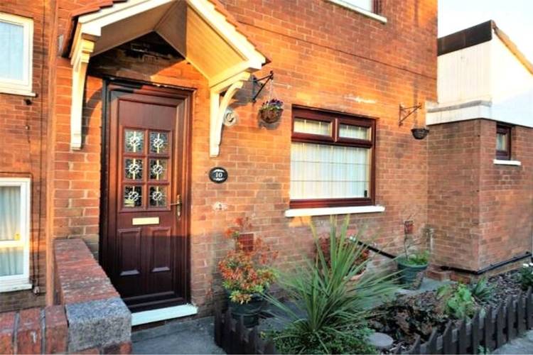 3 bedroom semi-detached house