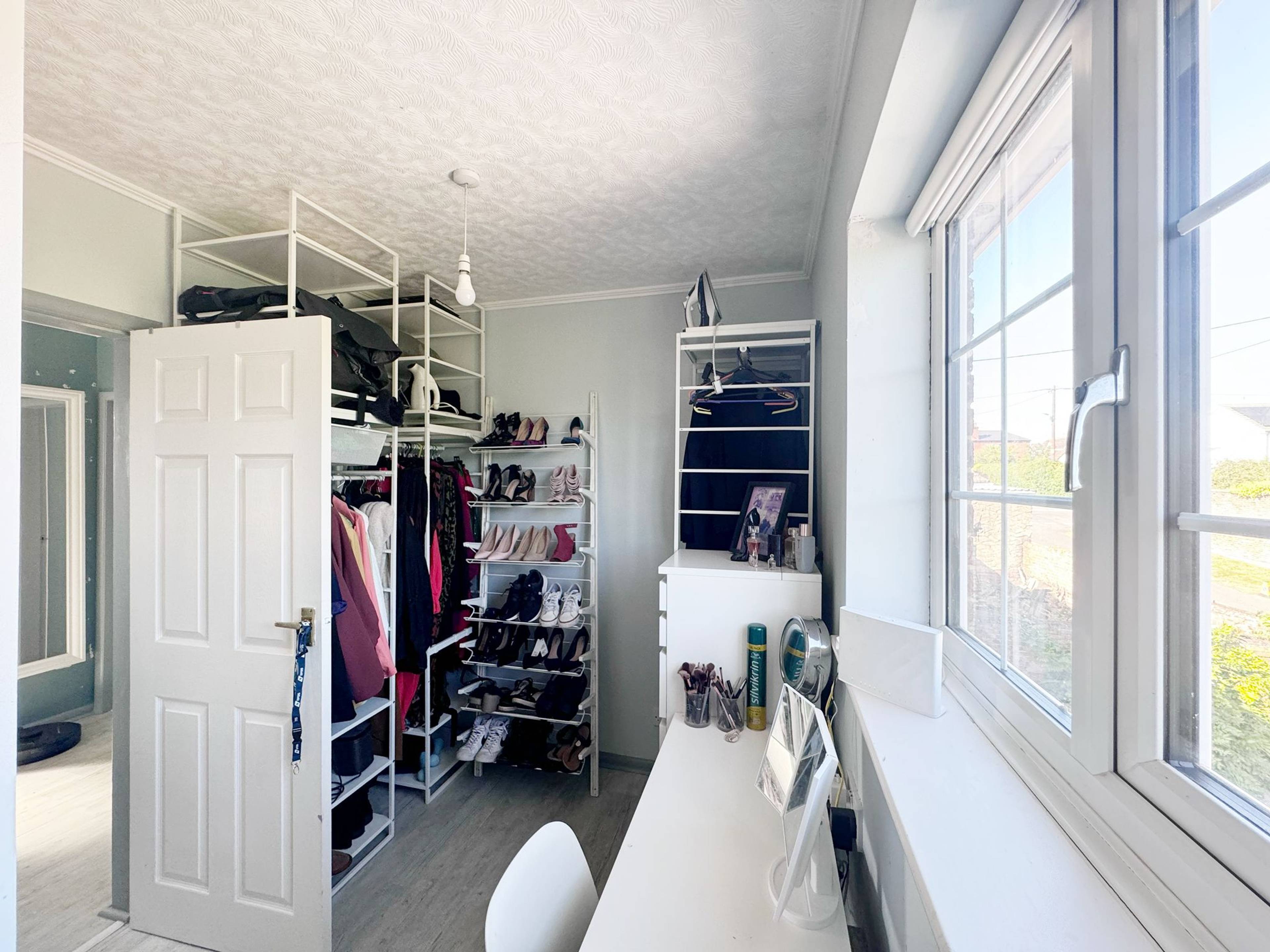 Dressing Room/ Bed 2