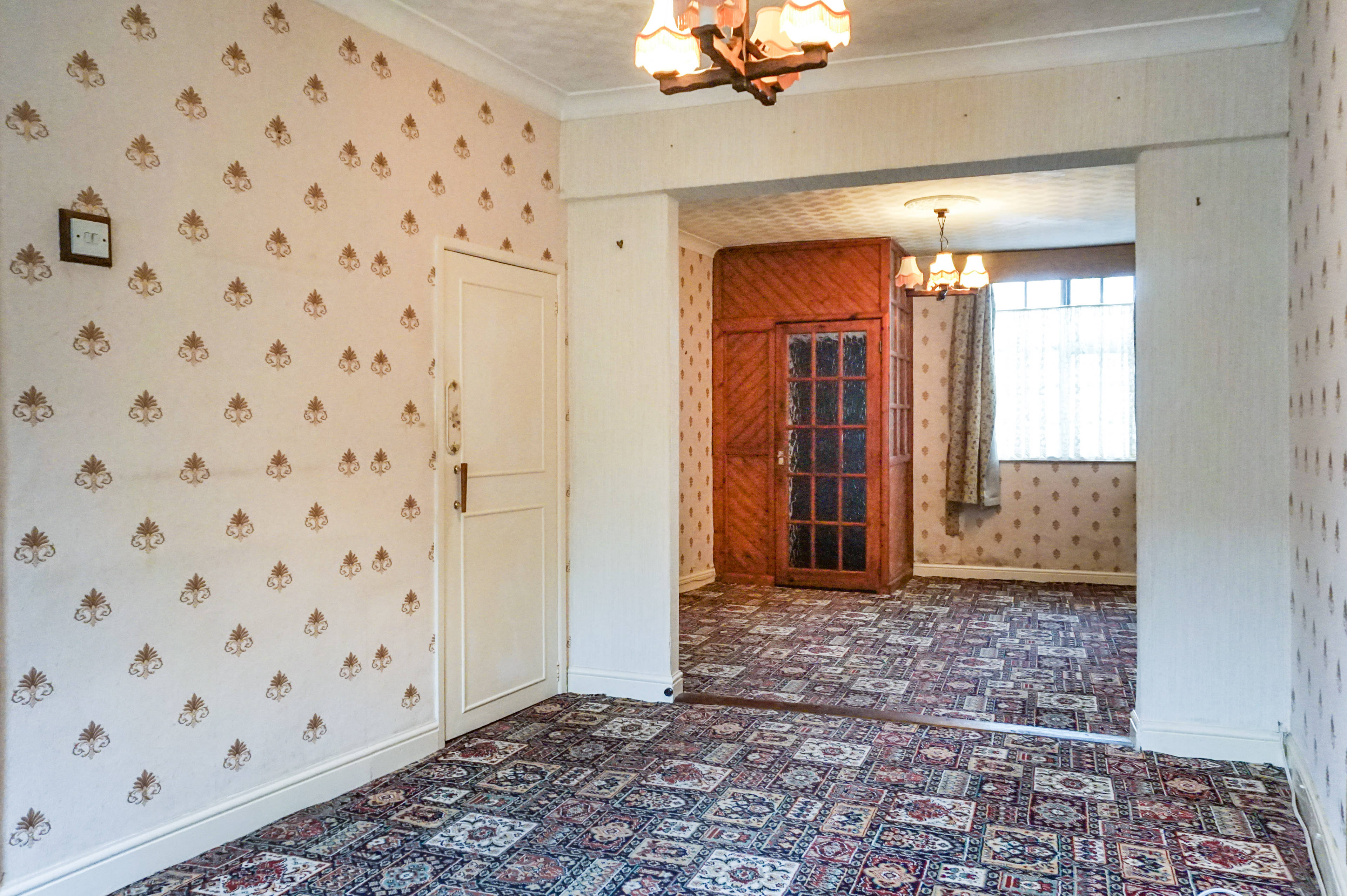 Lounge/Dining Room