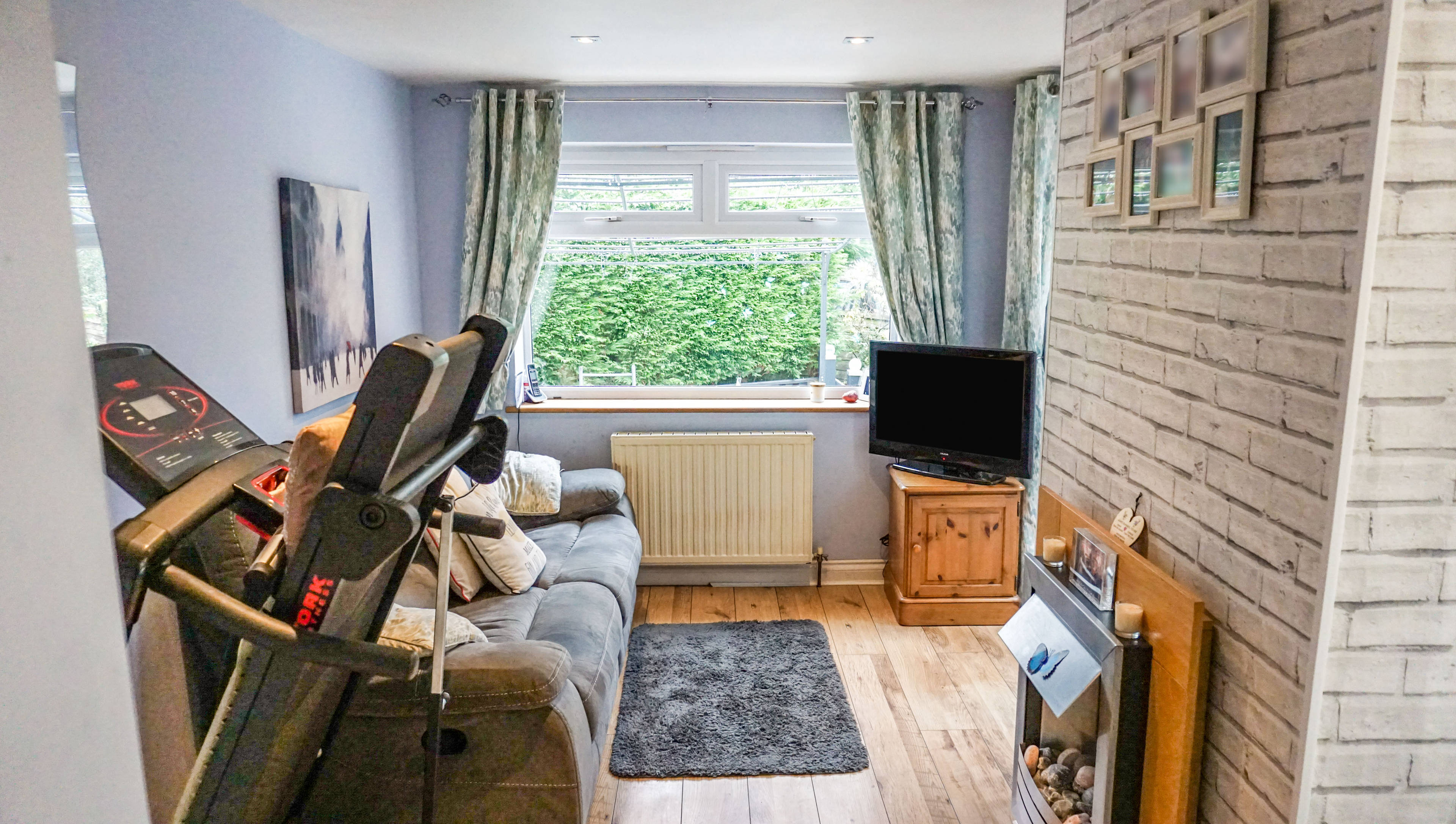 Snug / Sitting Room