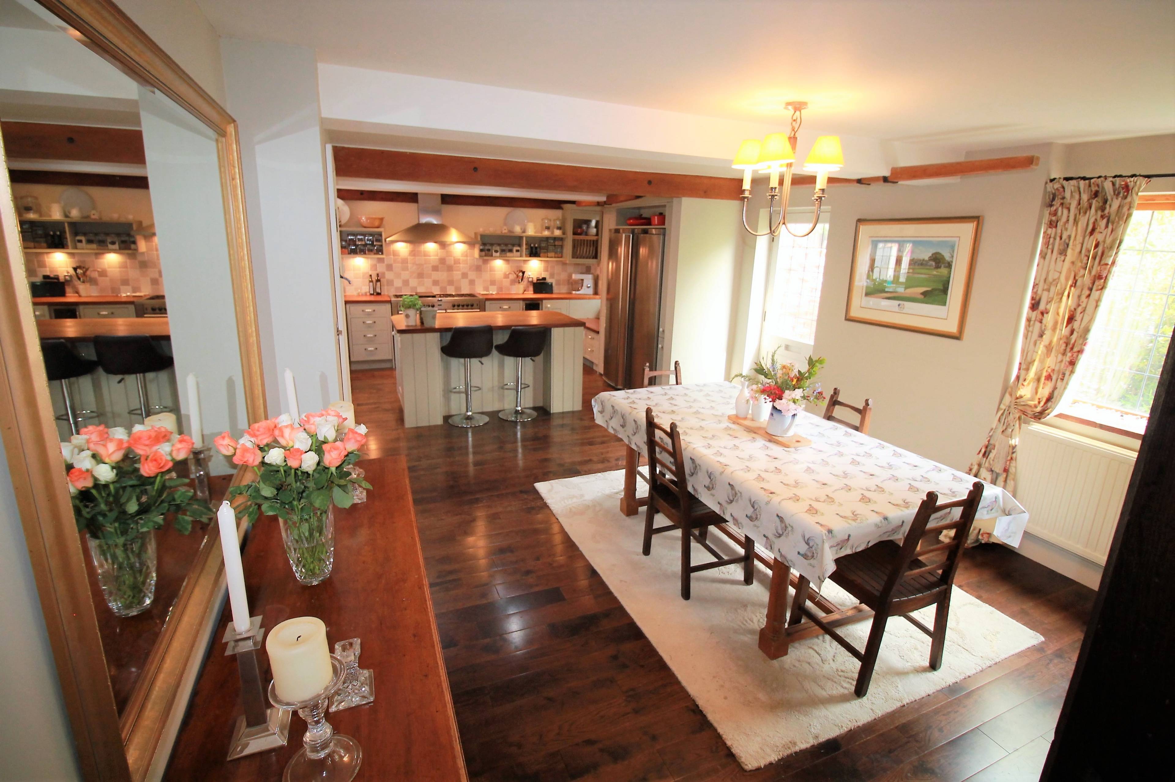 Kitchen/Dining Room