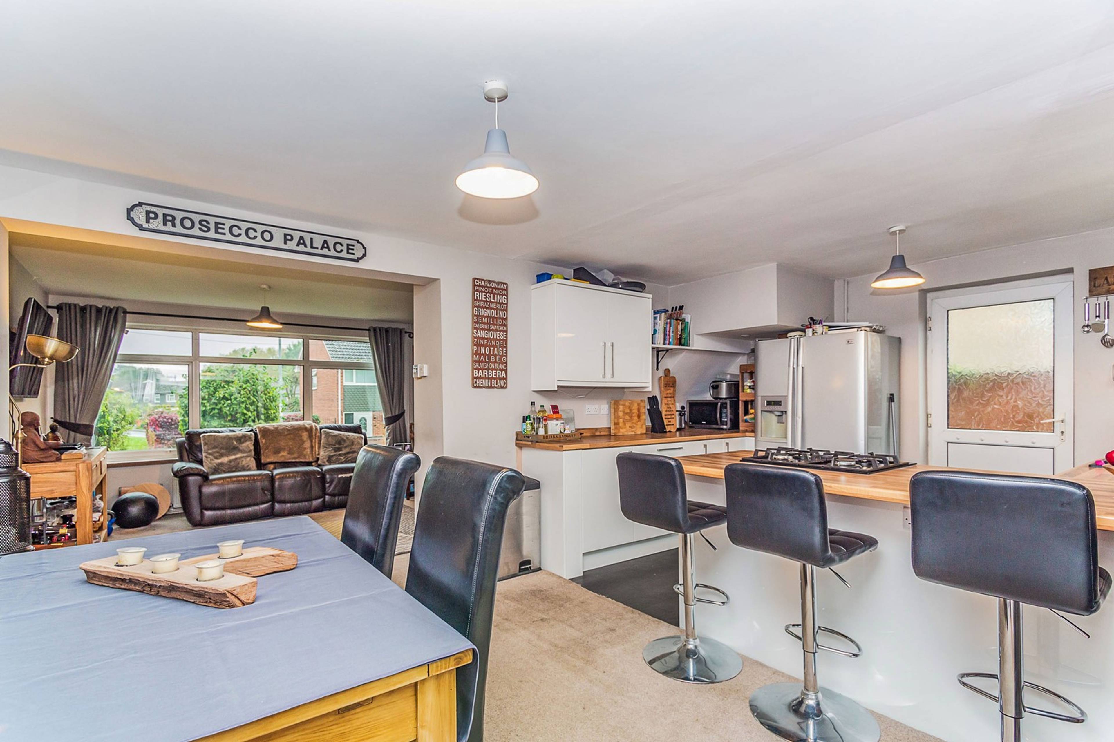 Kitchen/dining Room
