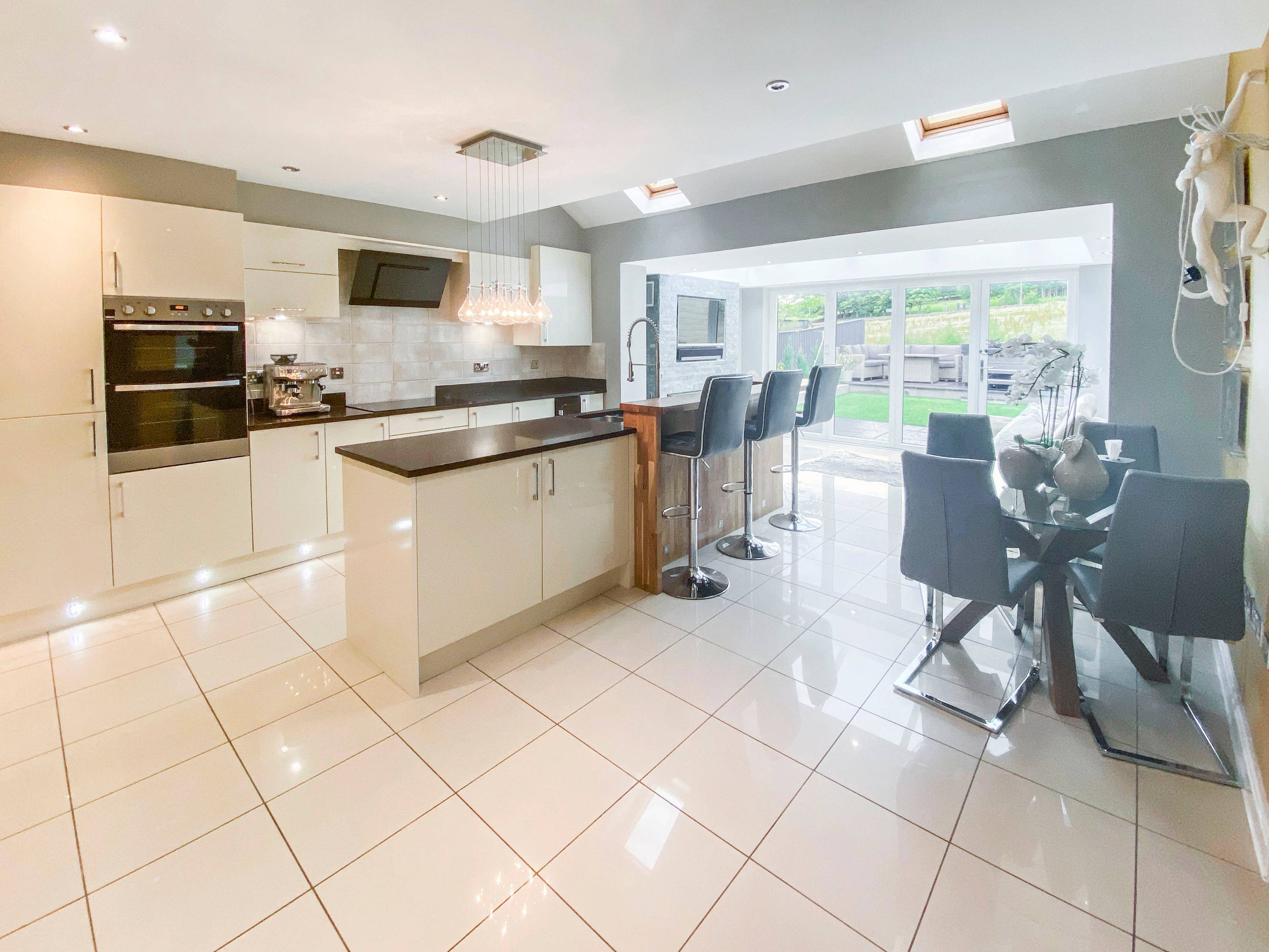 Kitchen/Family Room