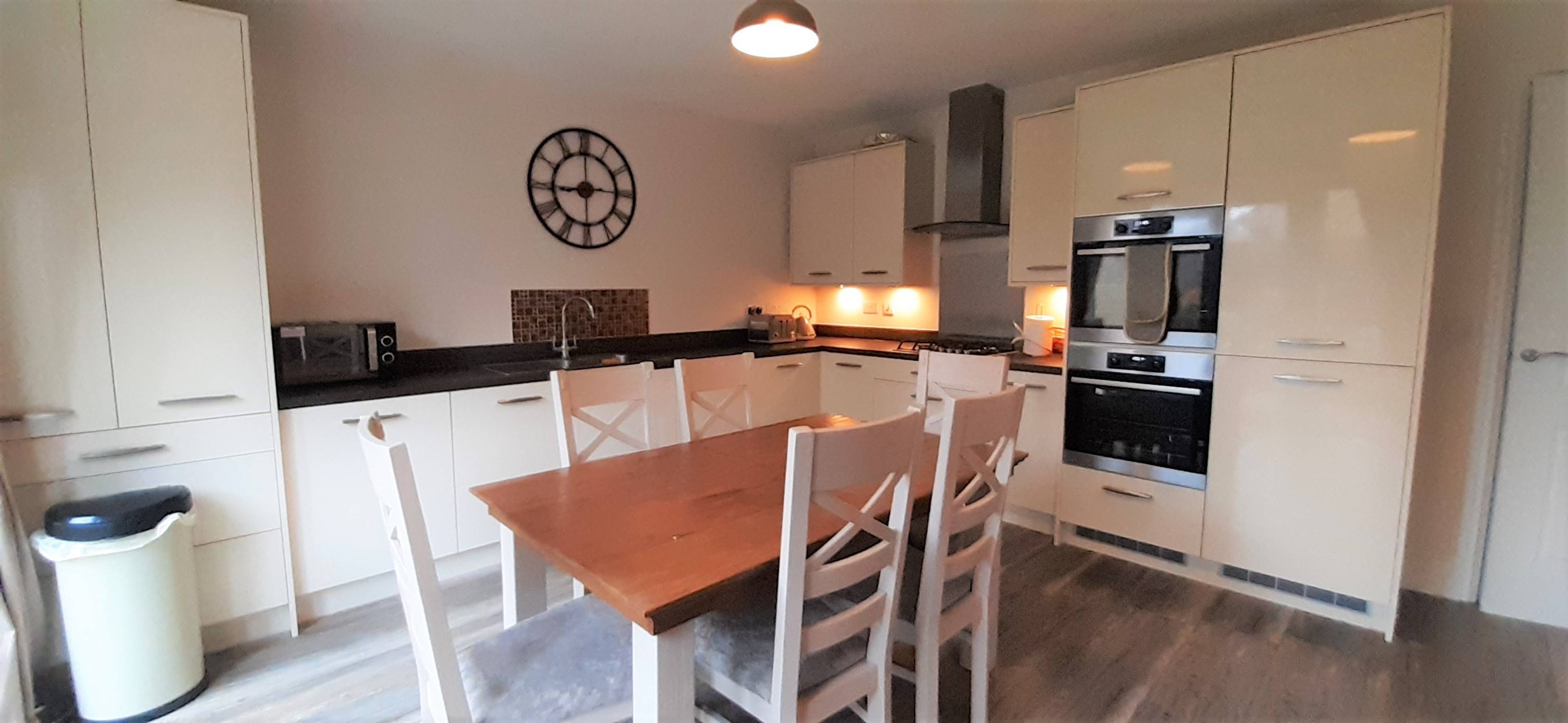 Kitchen/Family Room