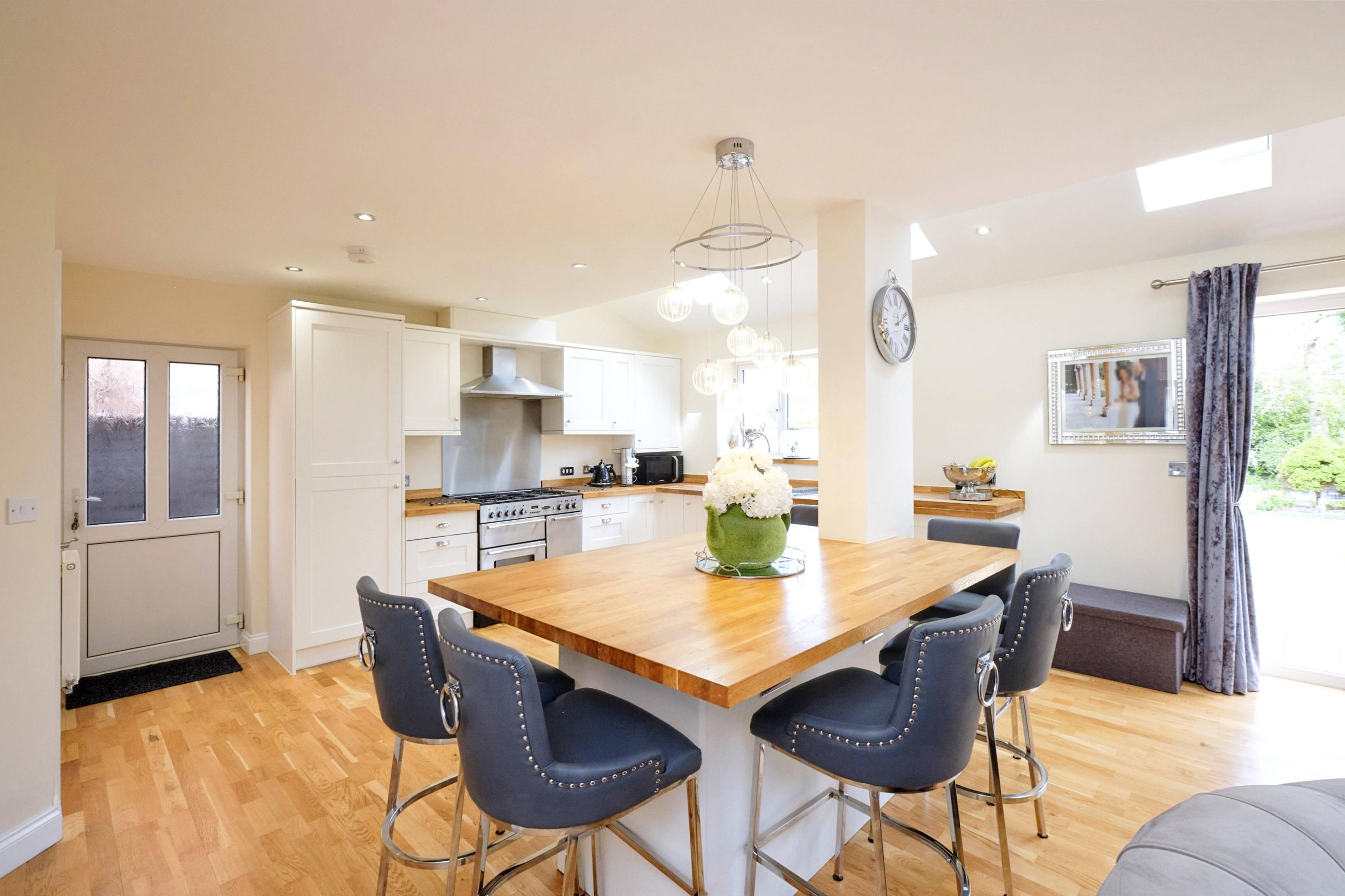 Kitchen/Family Room