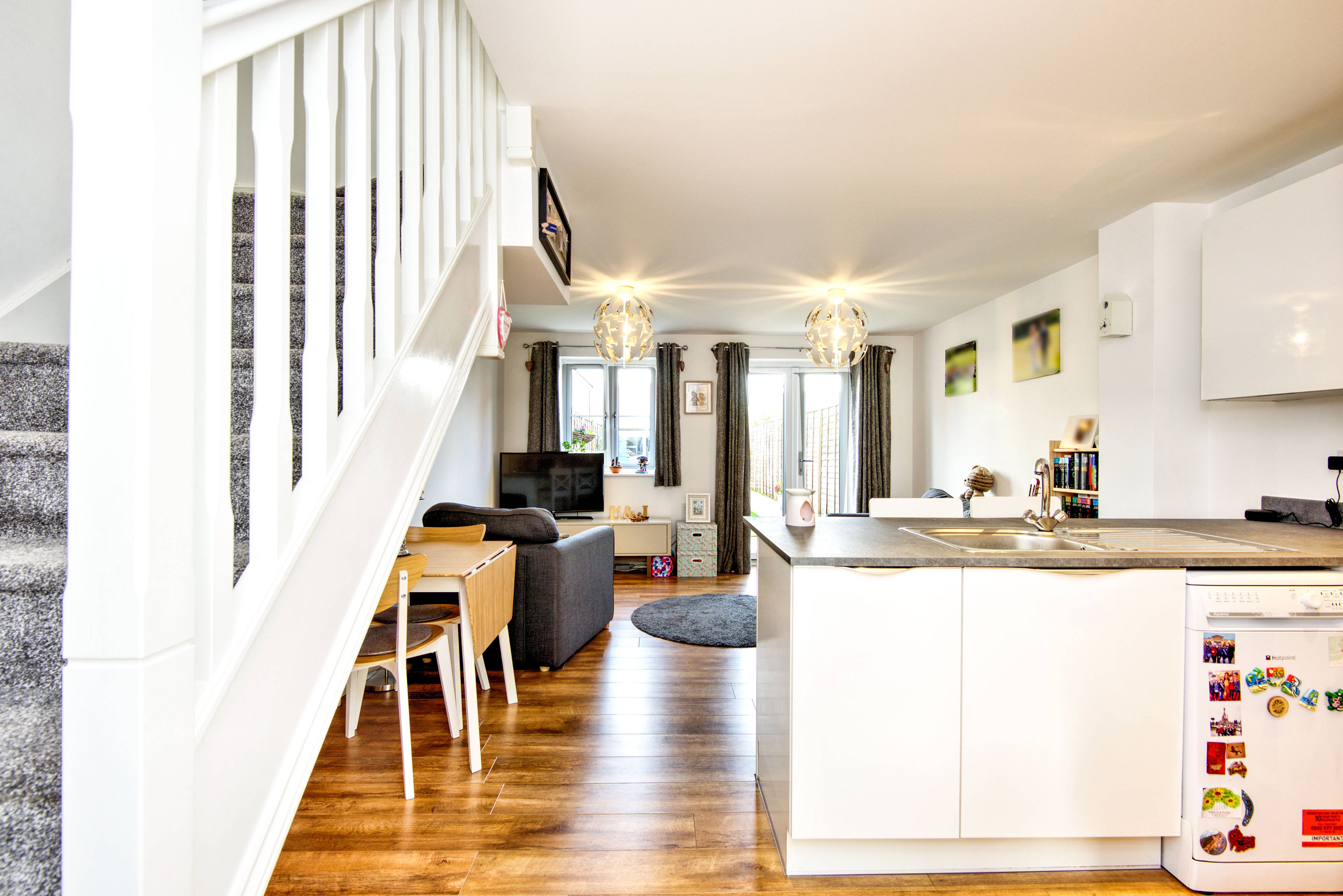 Lounge / Kitchen