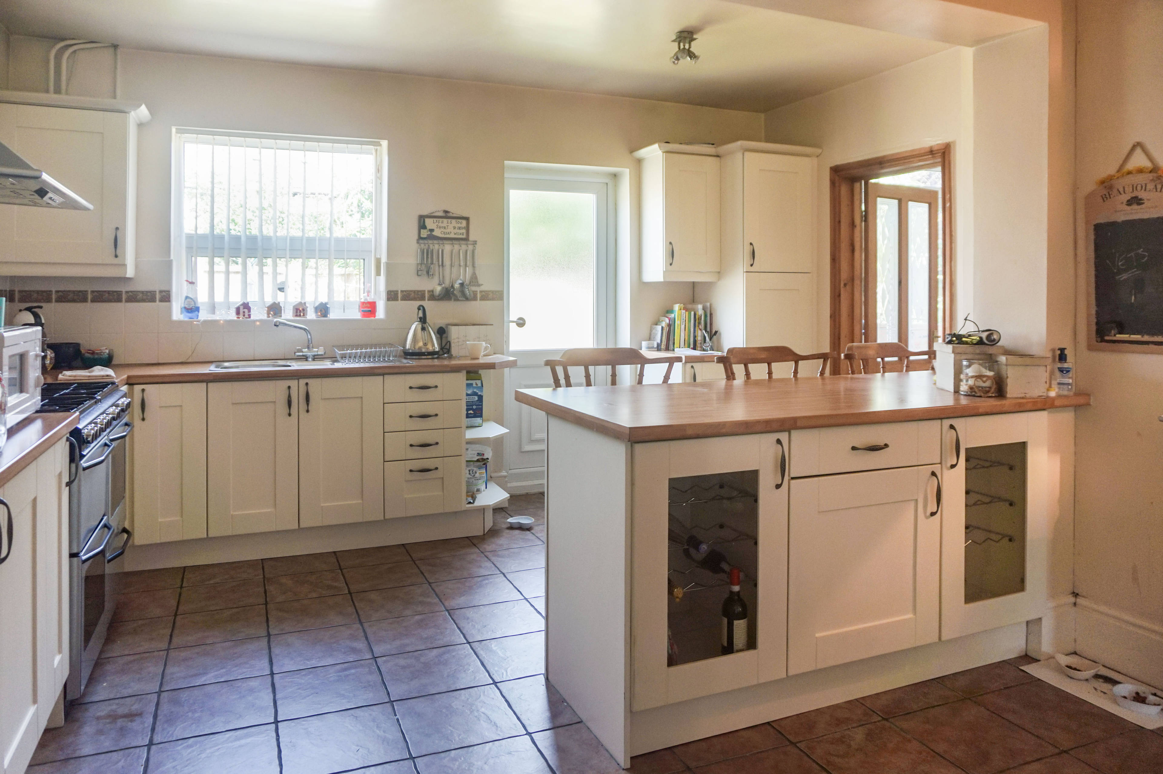 Kitchen/Breakfast