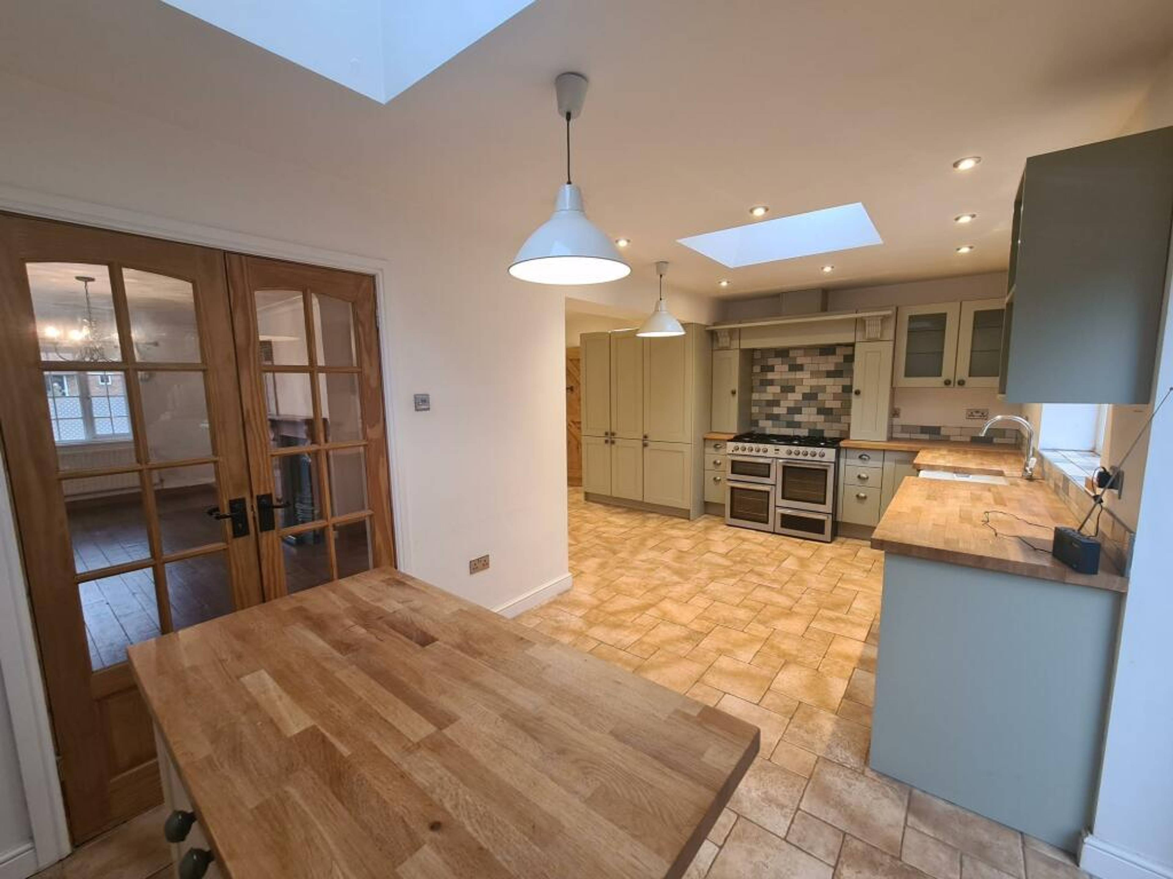 Kitchen/Dining Room