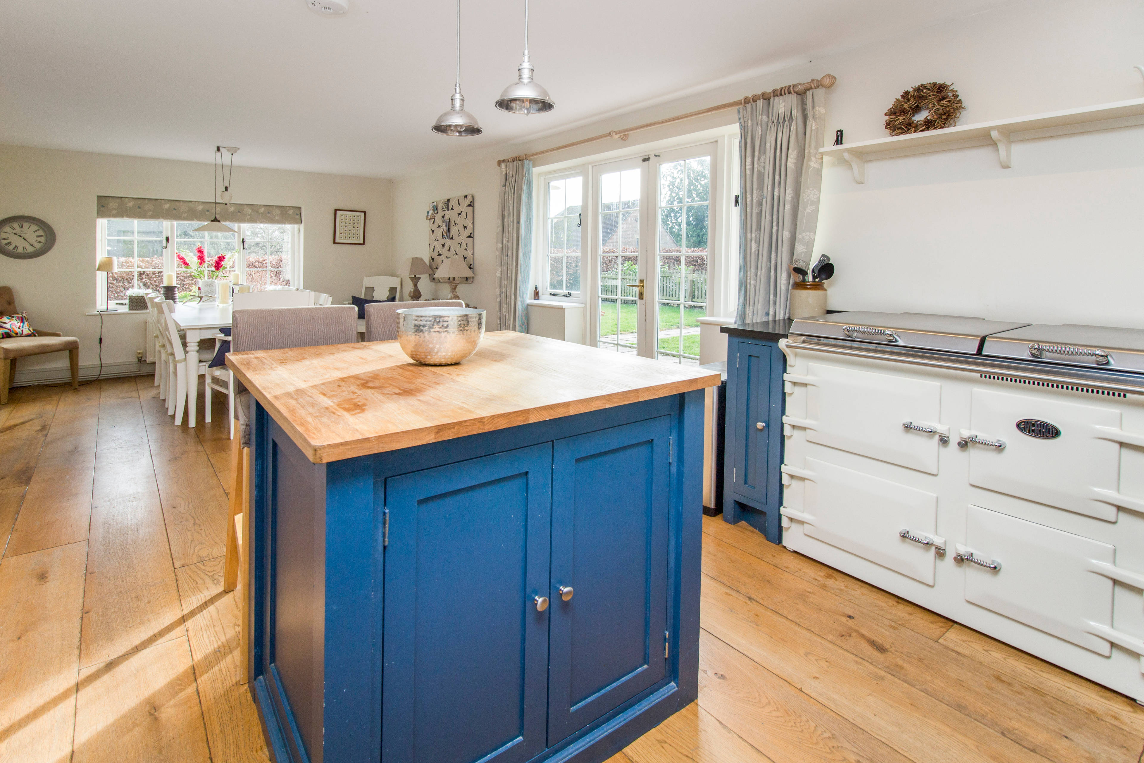 Kitchen/Breakfast
