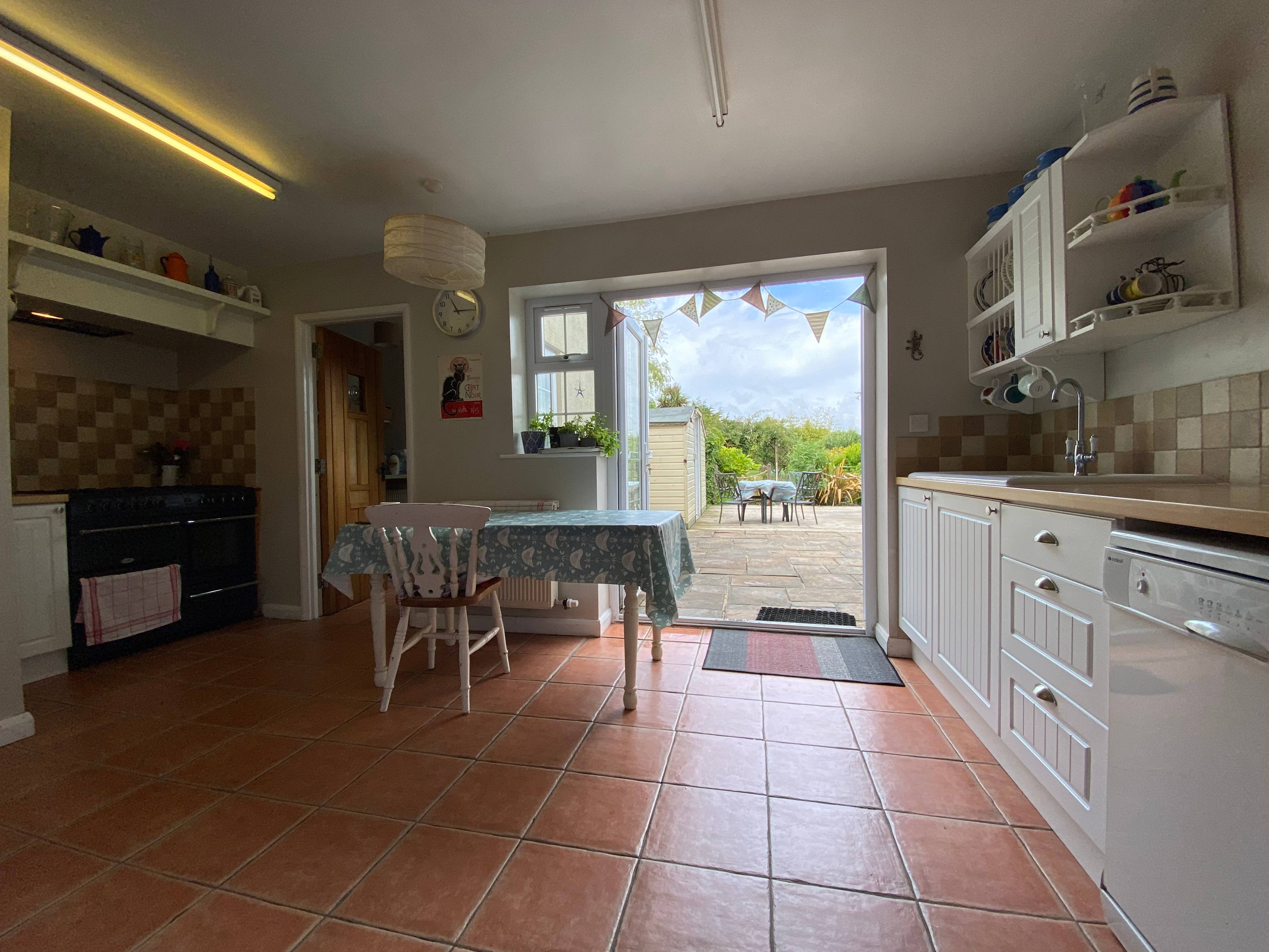 Kitchen/Breakfast