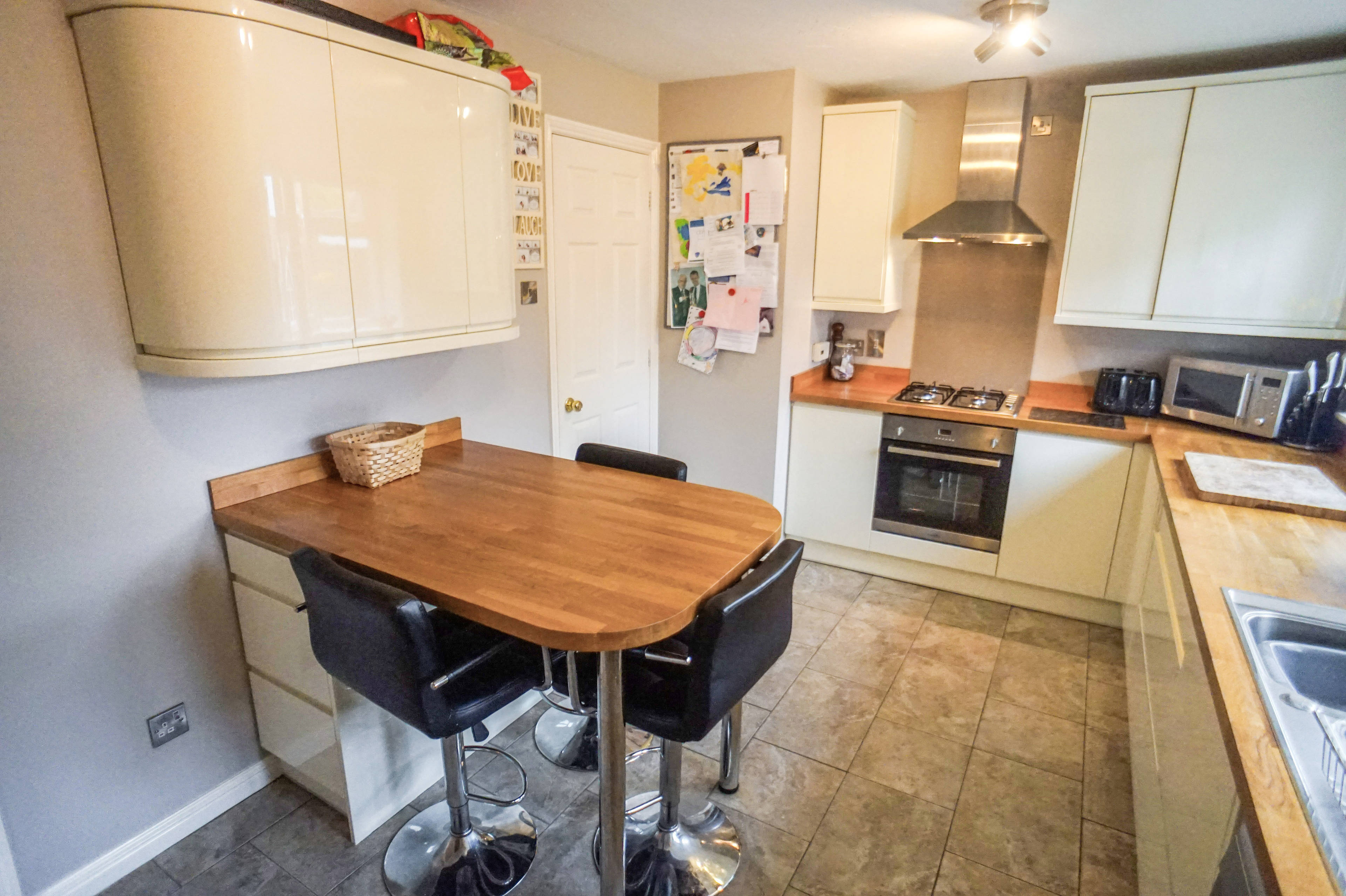 Kitchen/Breakfast