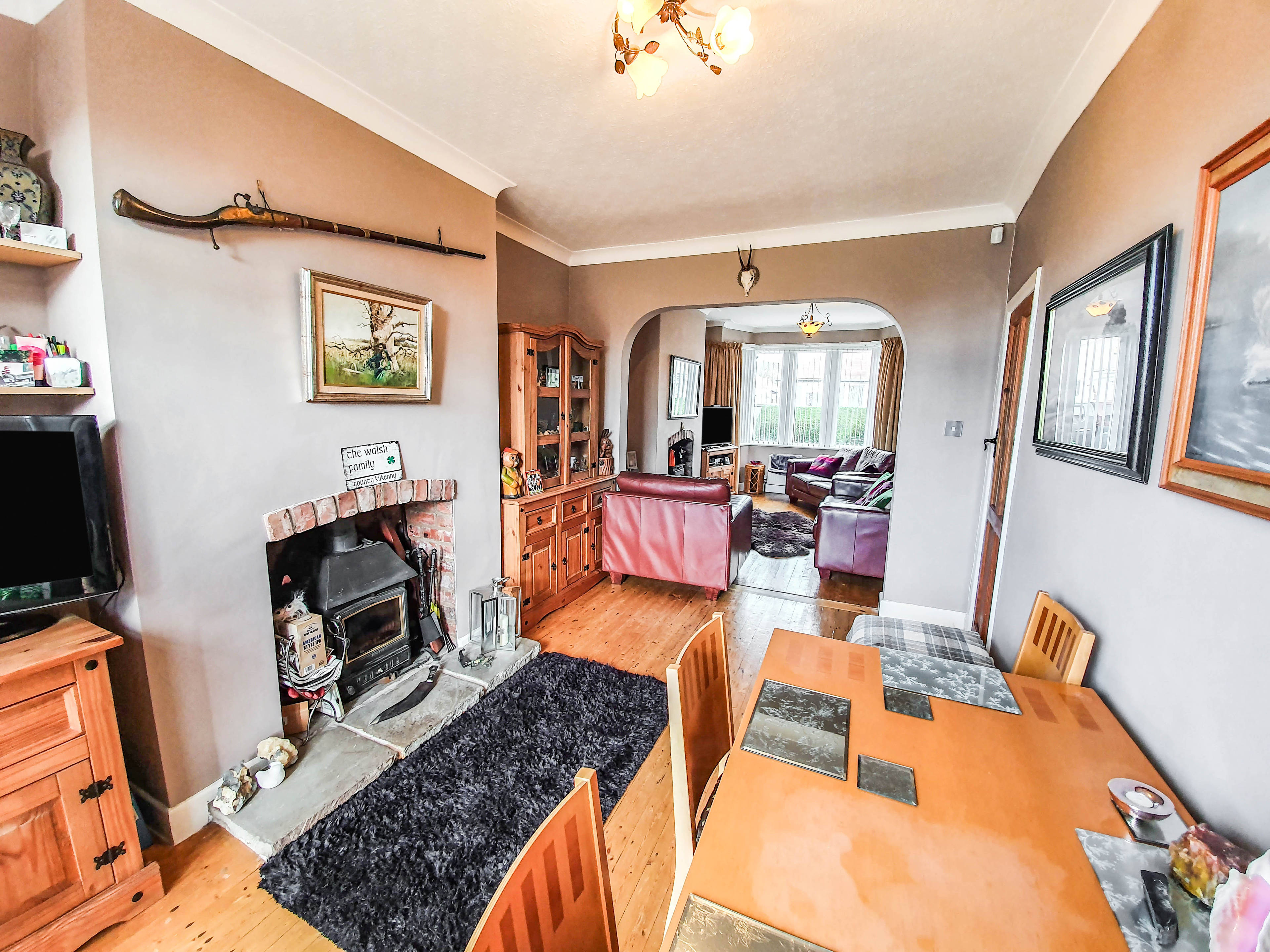 Lounge/Dining Room