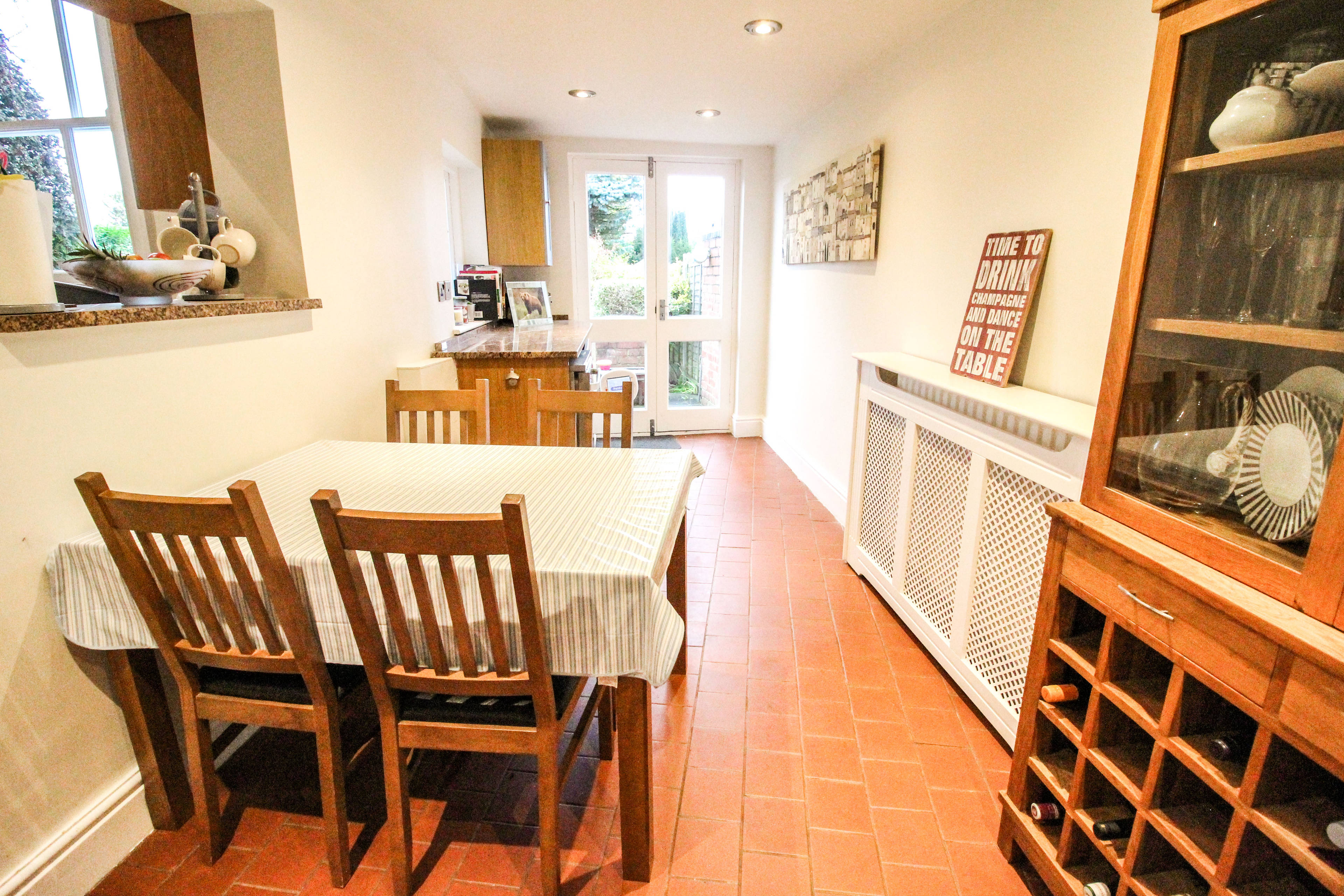 Breakfast Room