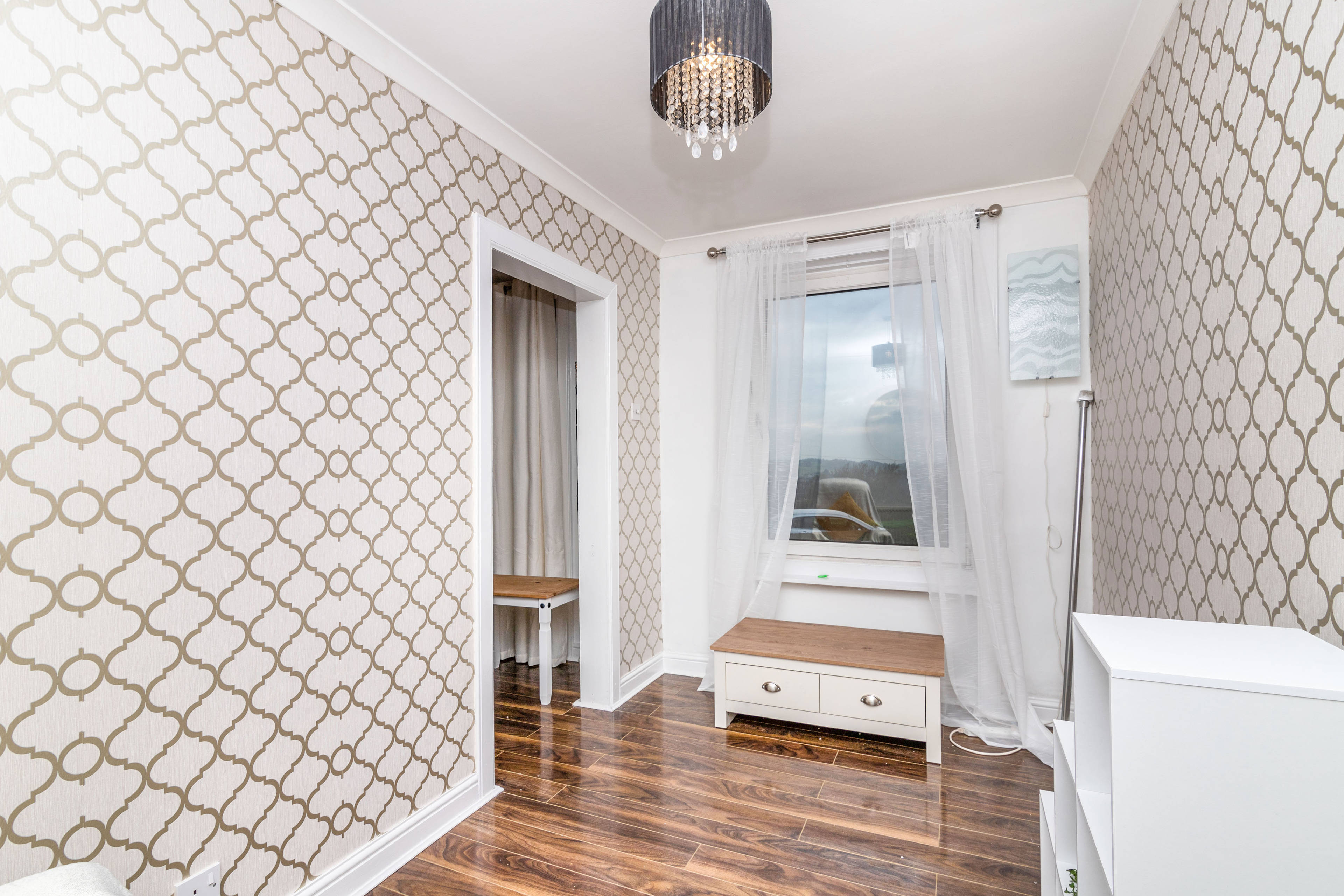 Bed 3 / Dining Room