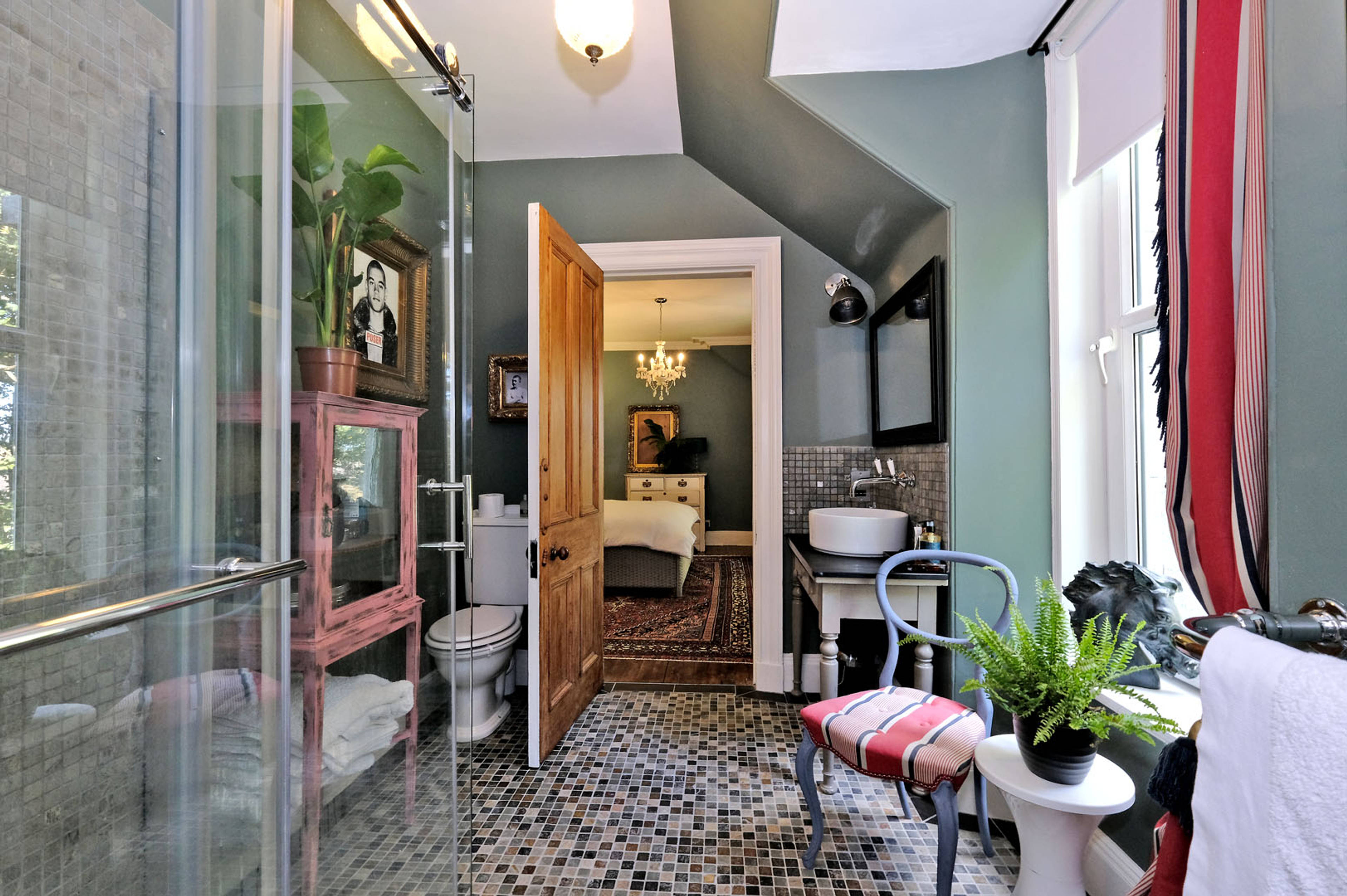 Jack & Jill Bathroom