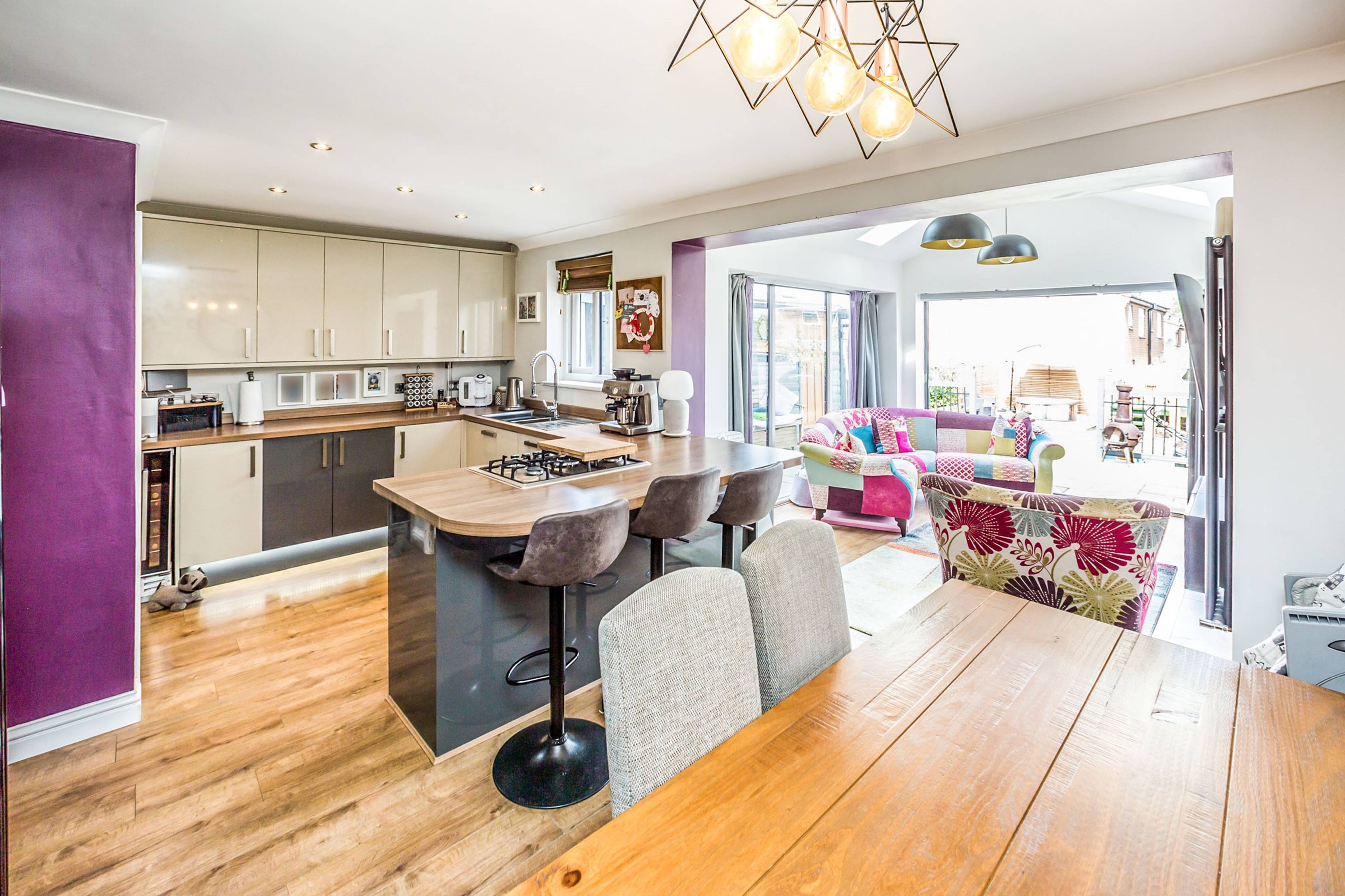 Kitchen/Dining Room