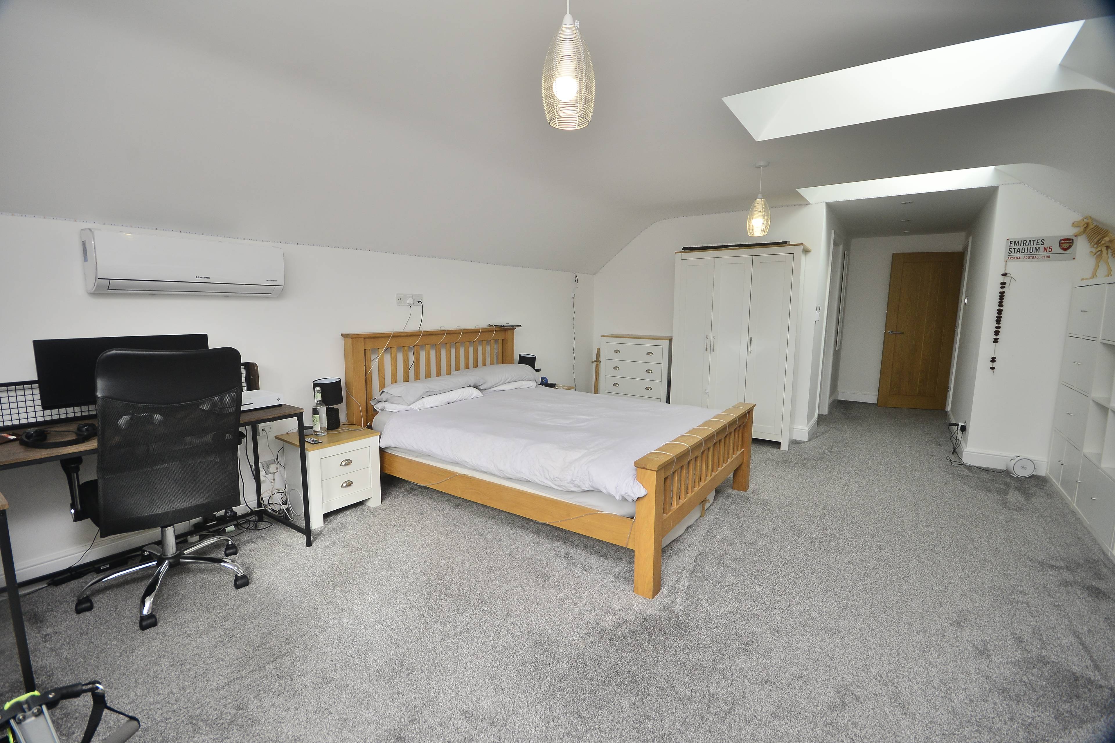 Bedroom