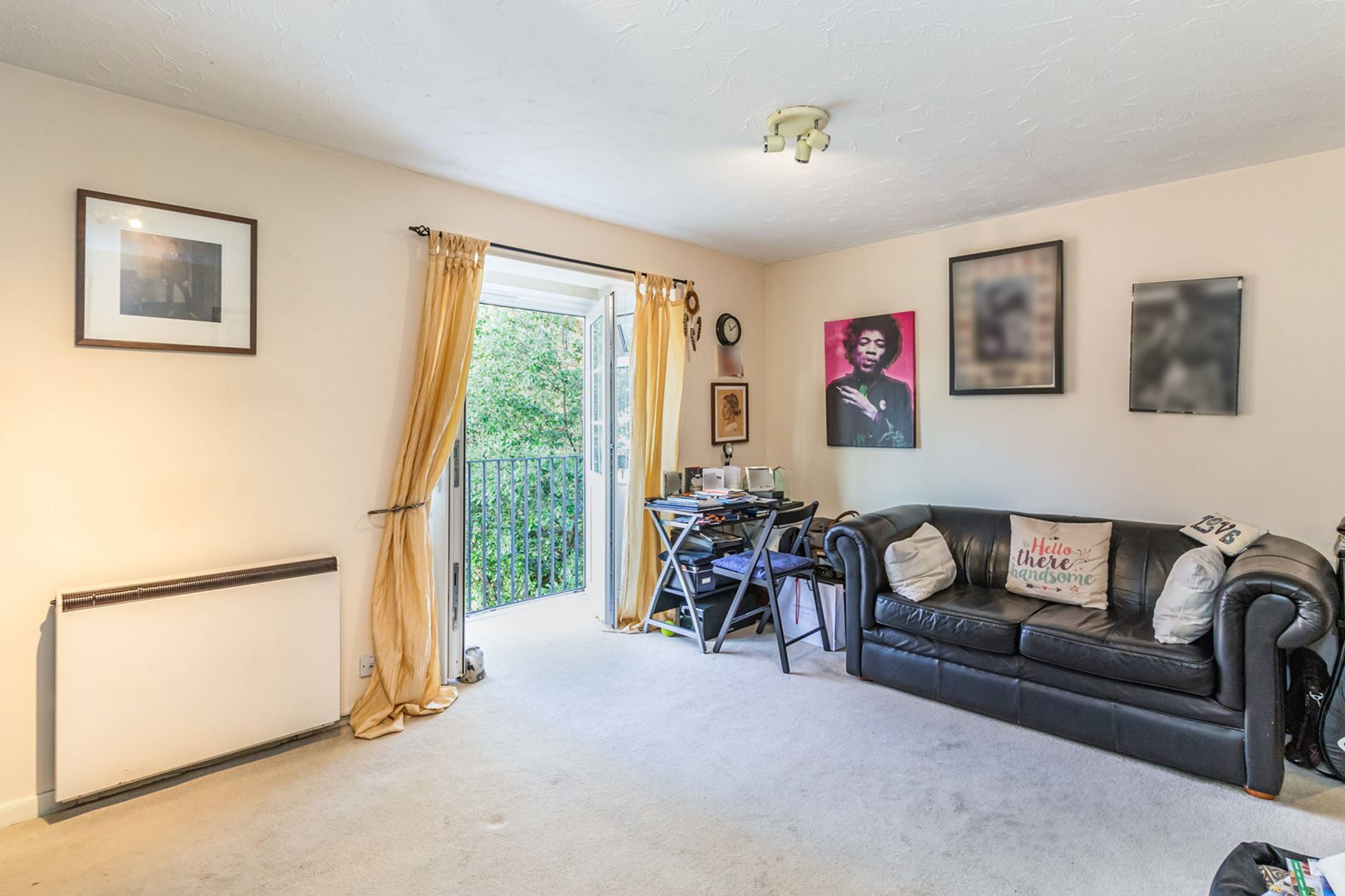 Bedroom/Lounge