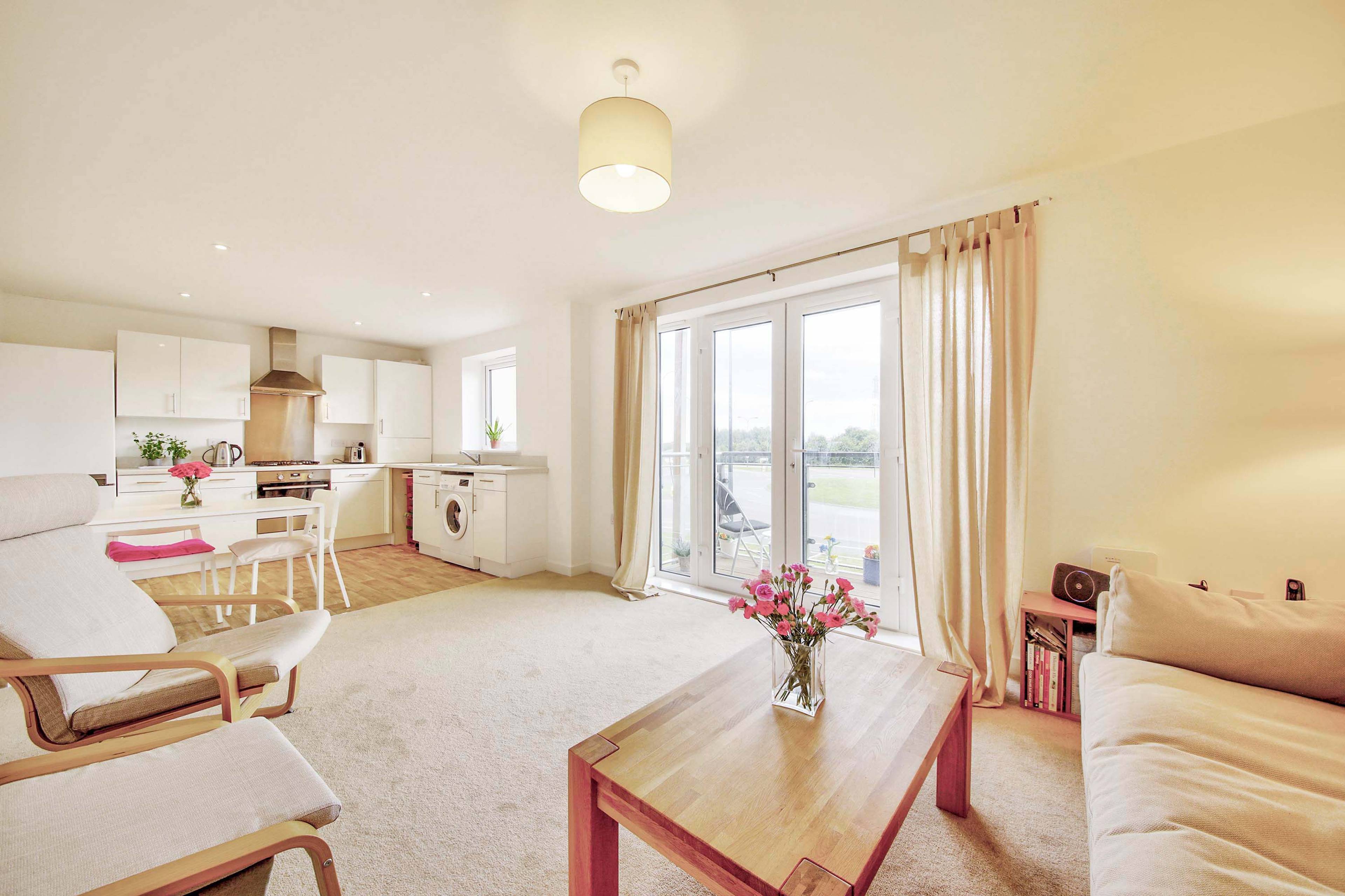 Lounge / Kitchen