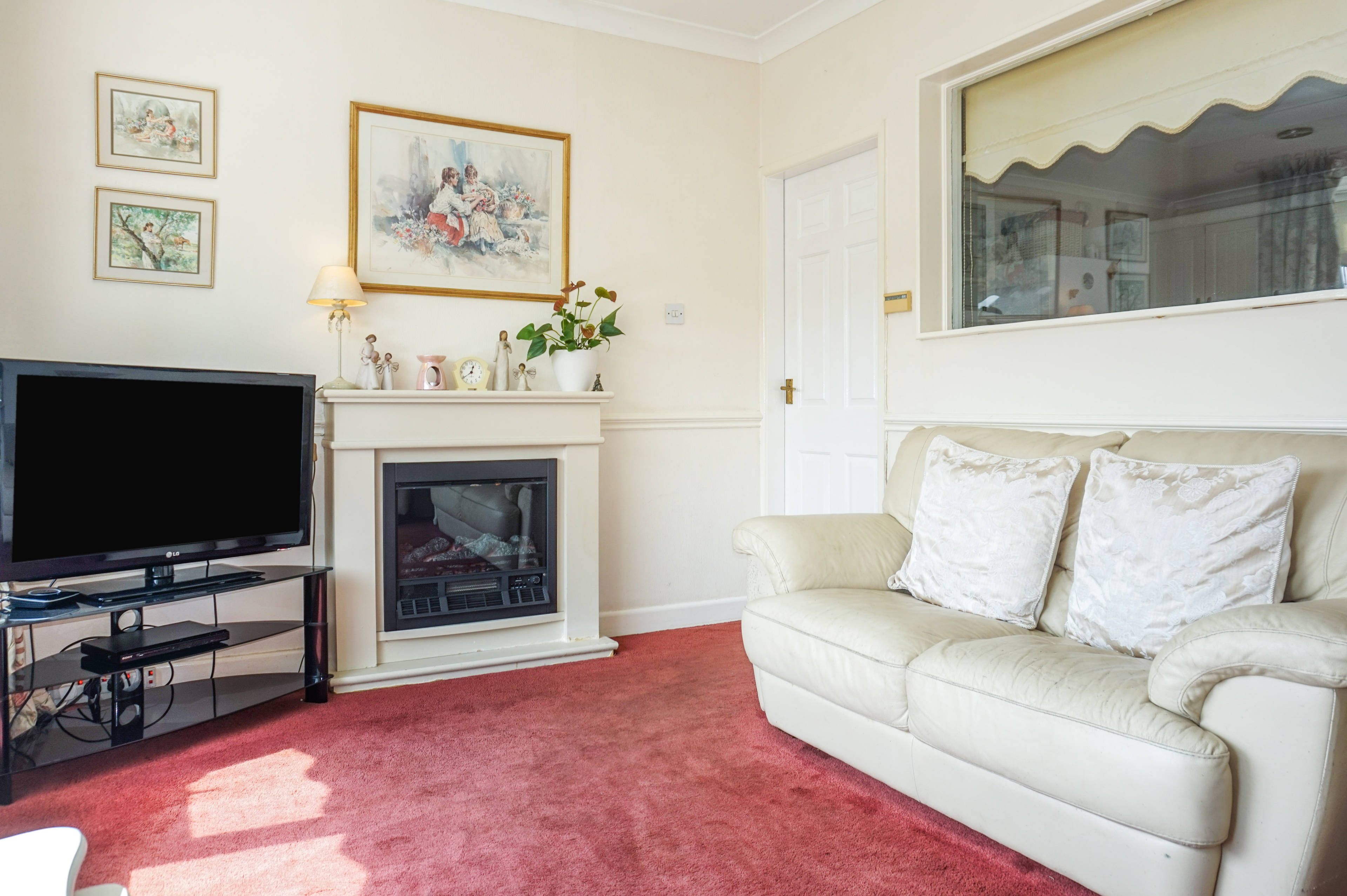 Bedroom/Lounge