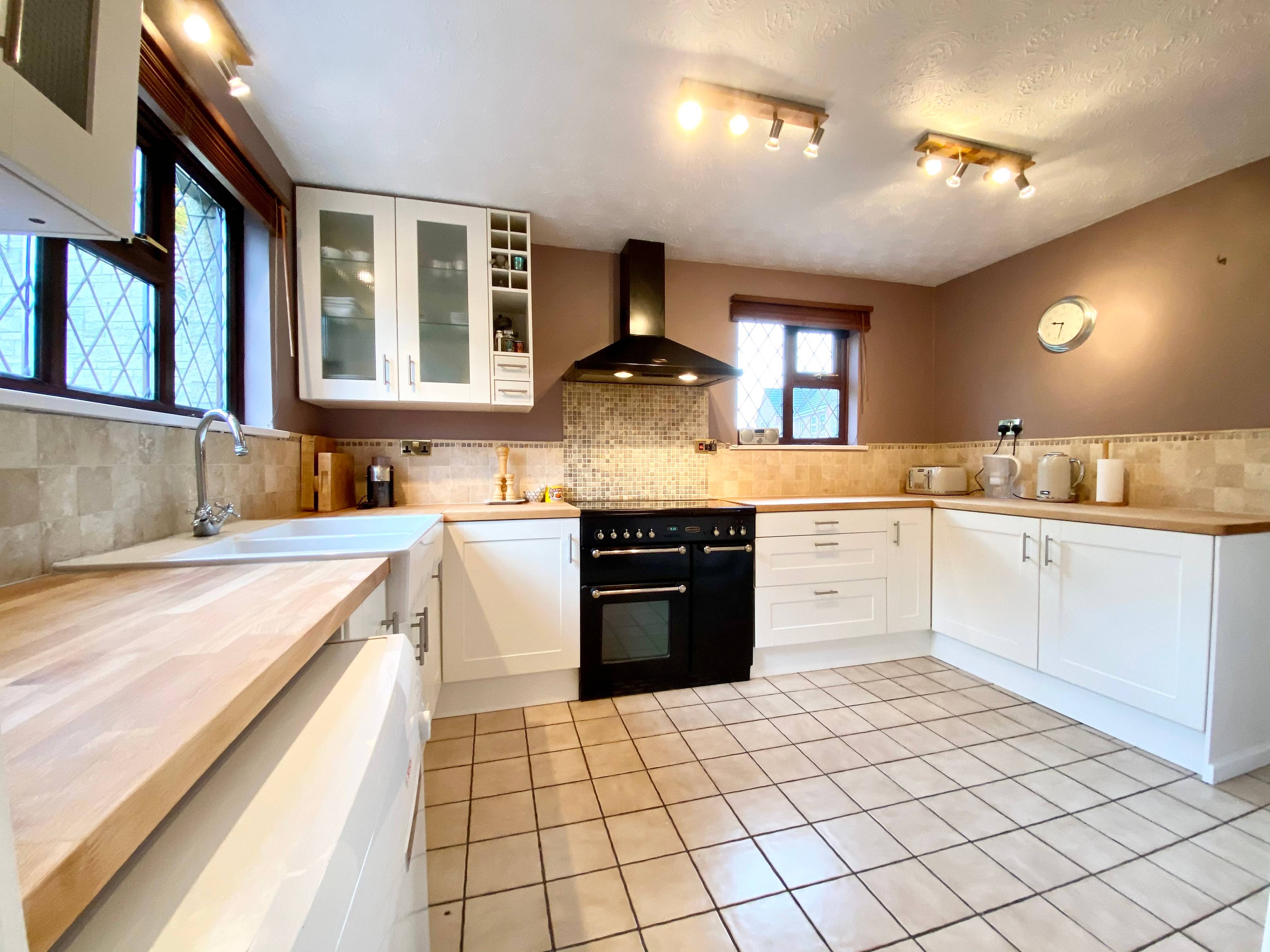 Kitchen/Breakfast