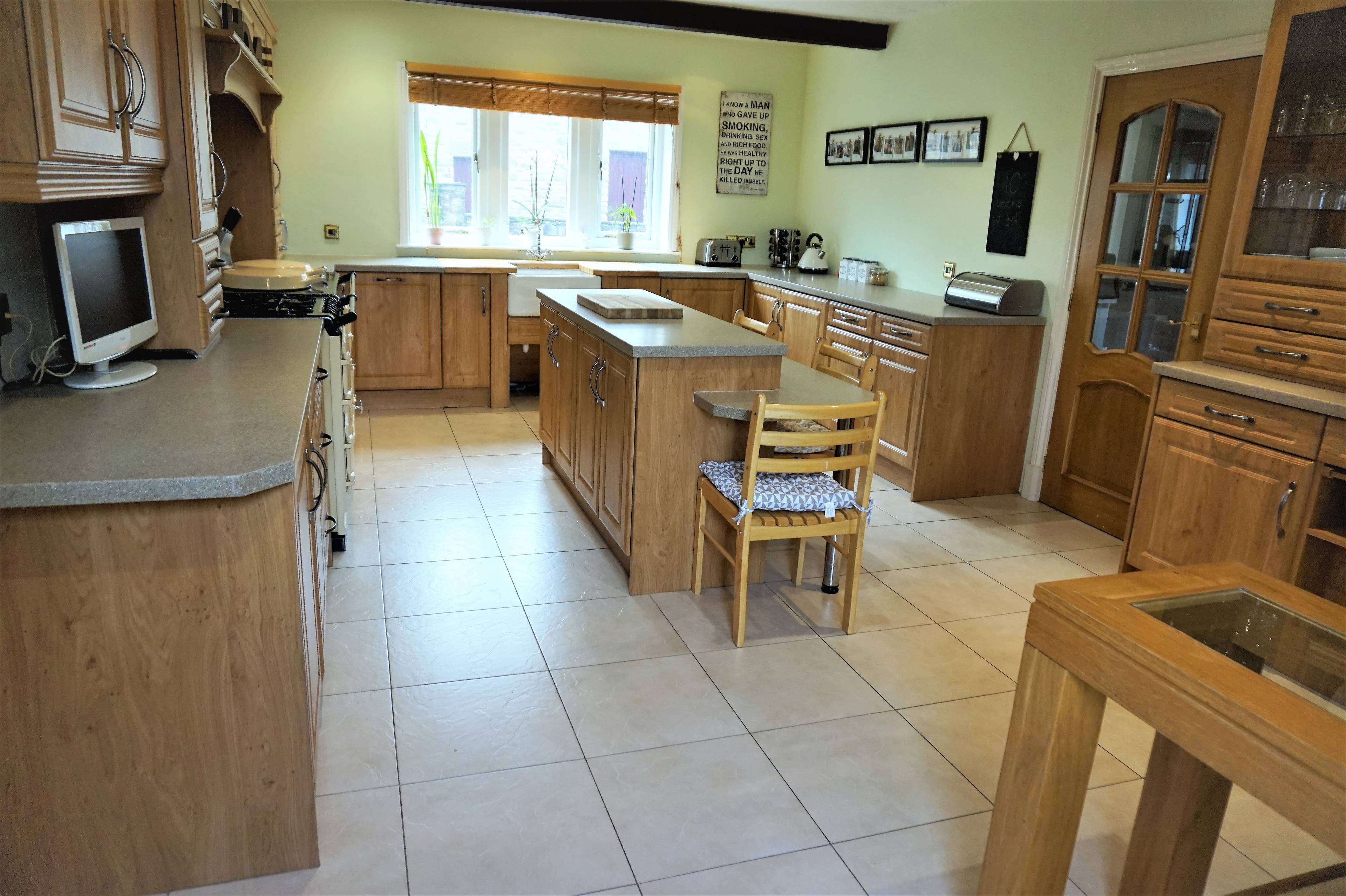 Kitchen / Breakfast
