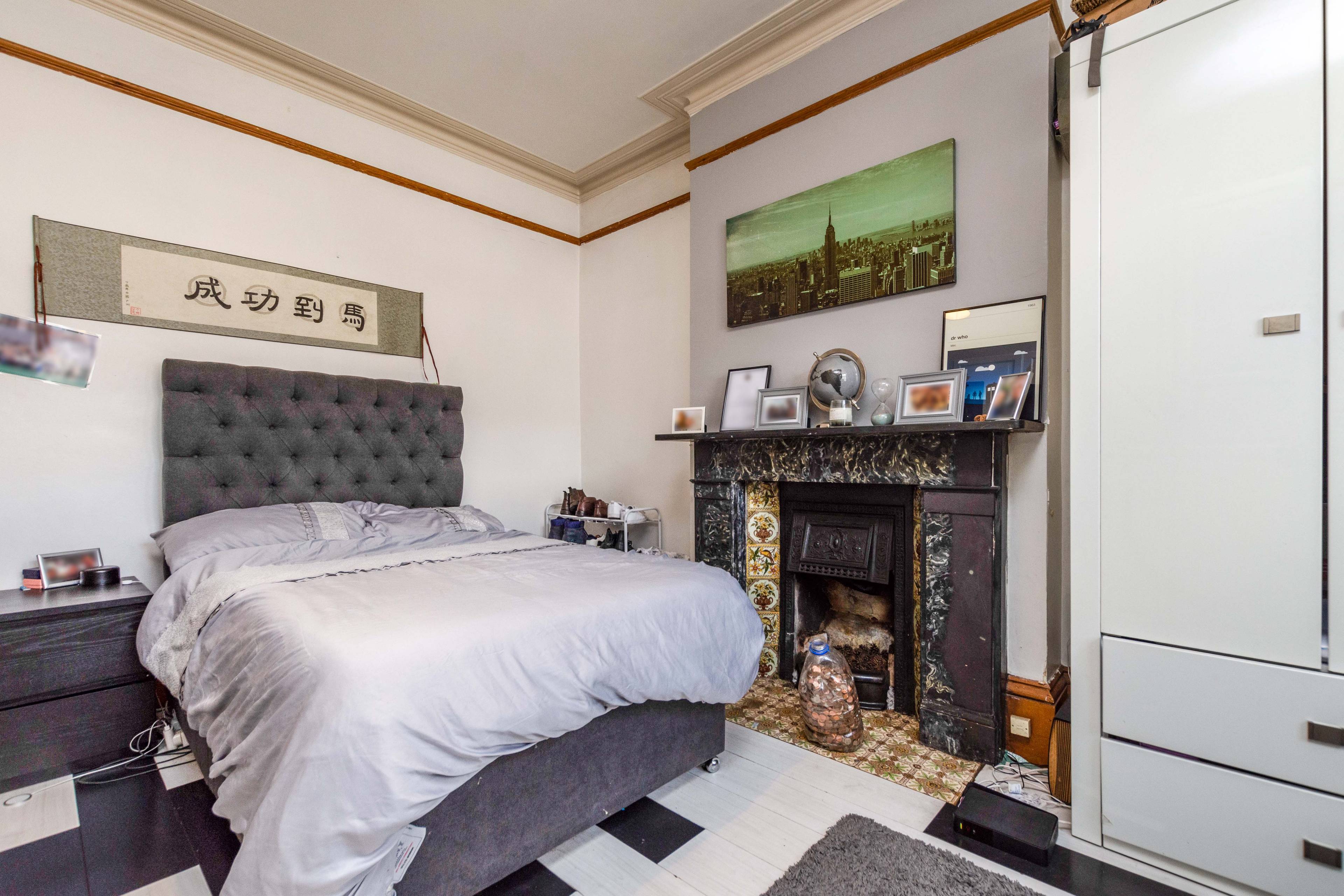 Reception/Bedroom