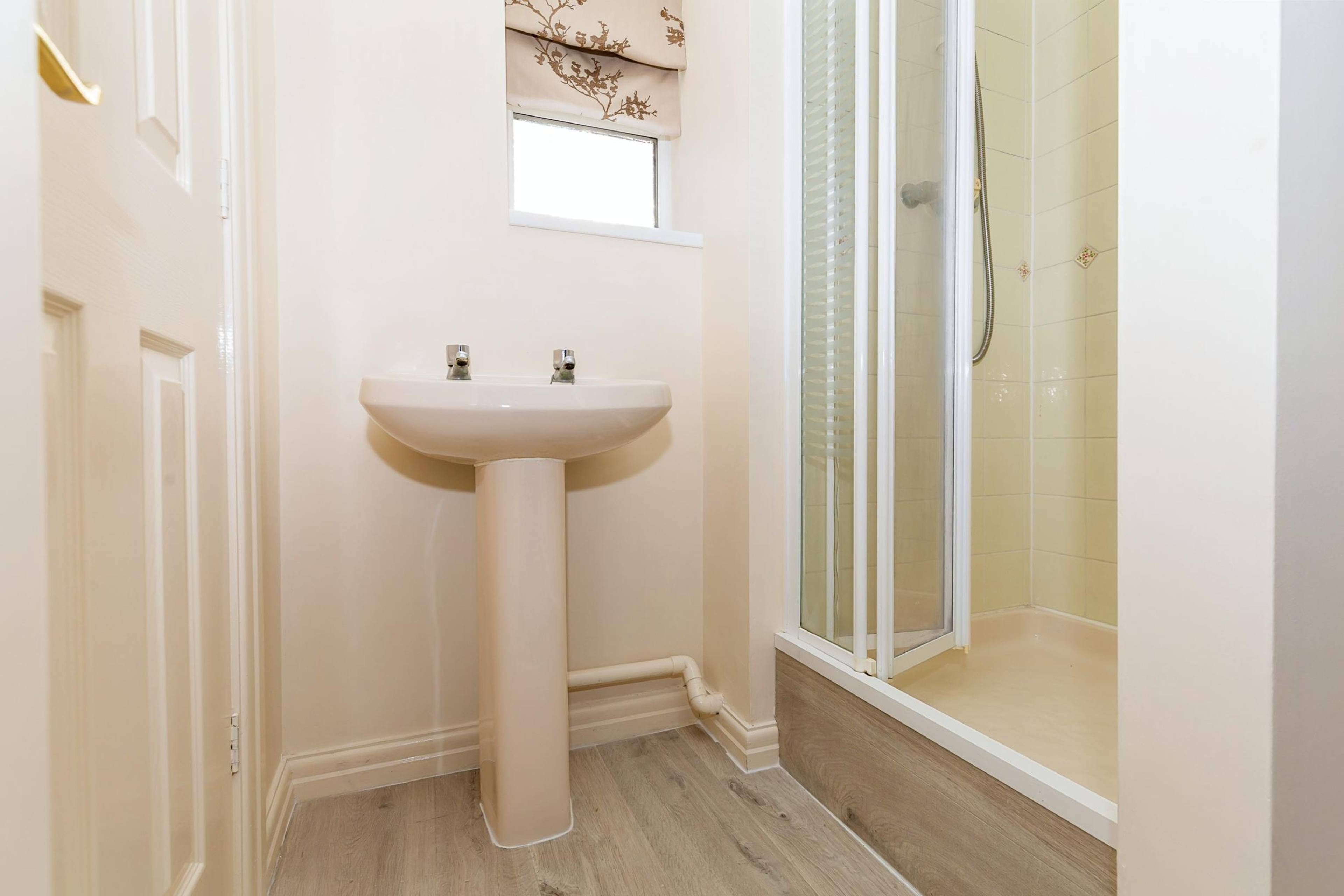 Master En-suite