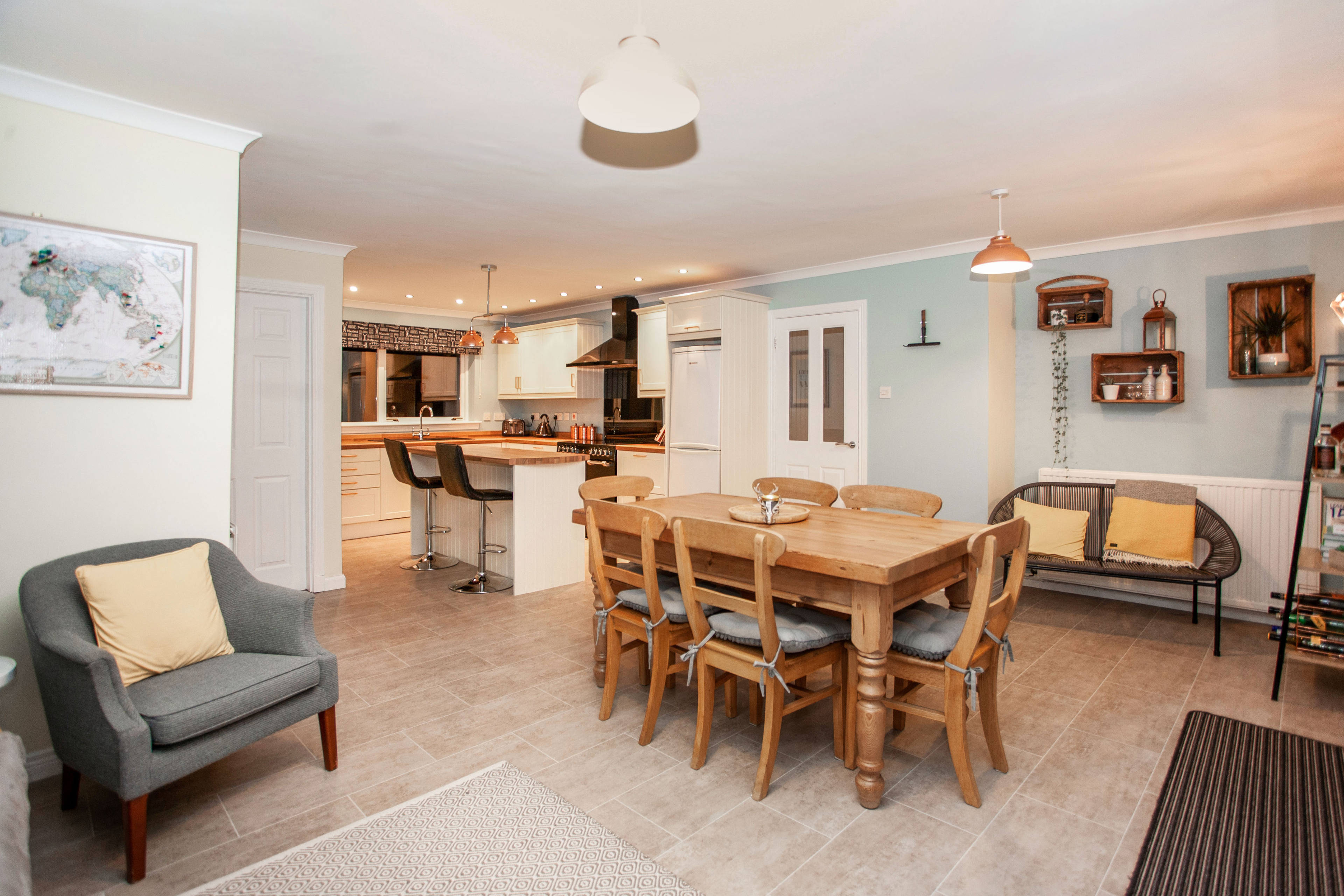 Kitchen/Dining Room