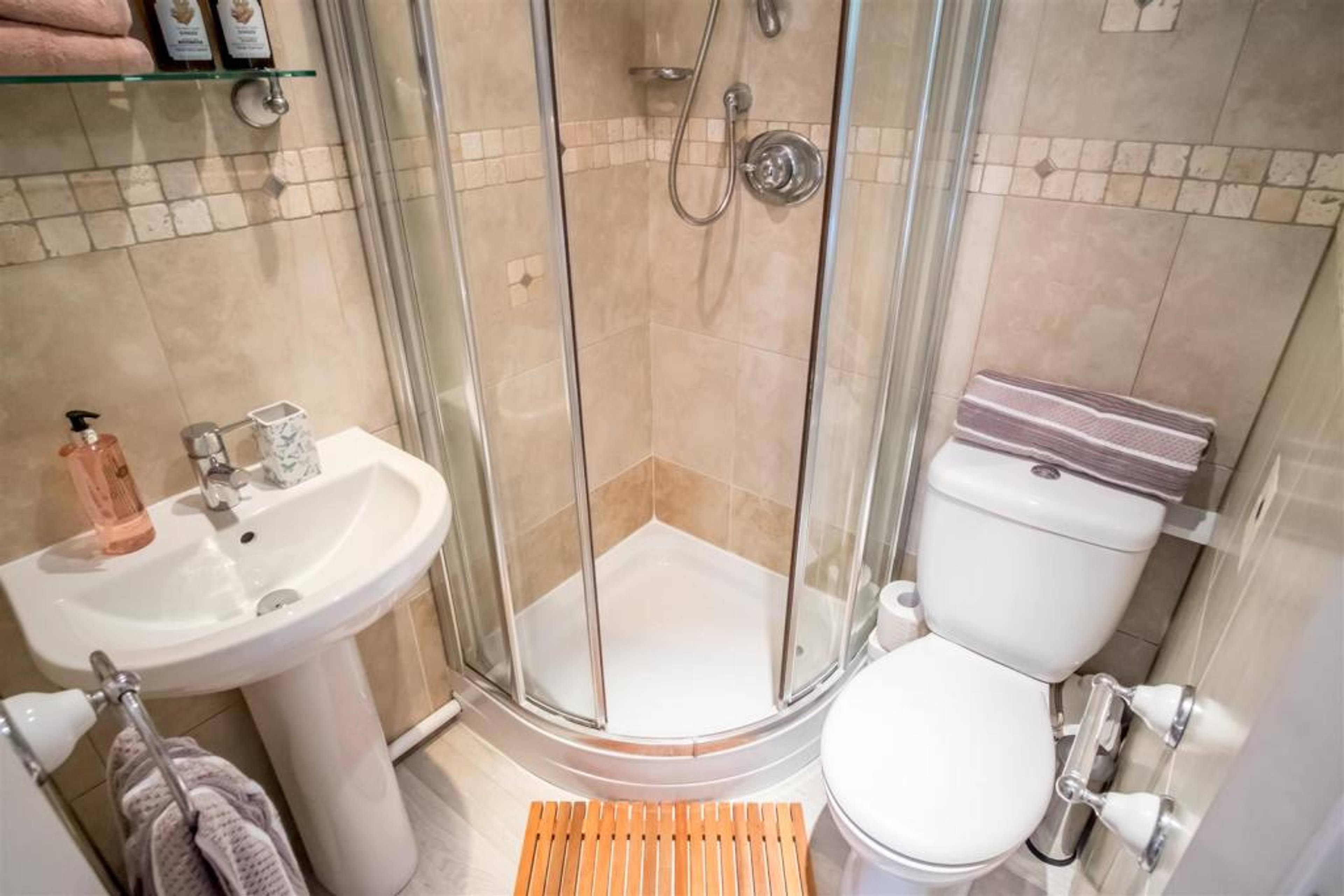 Annex En-Suite