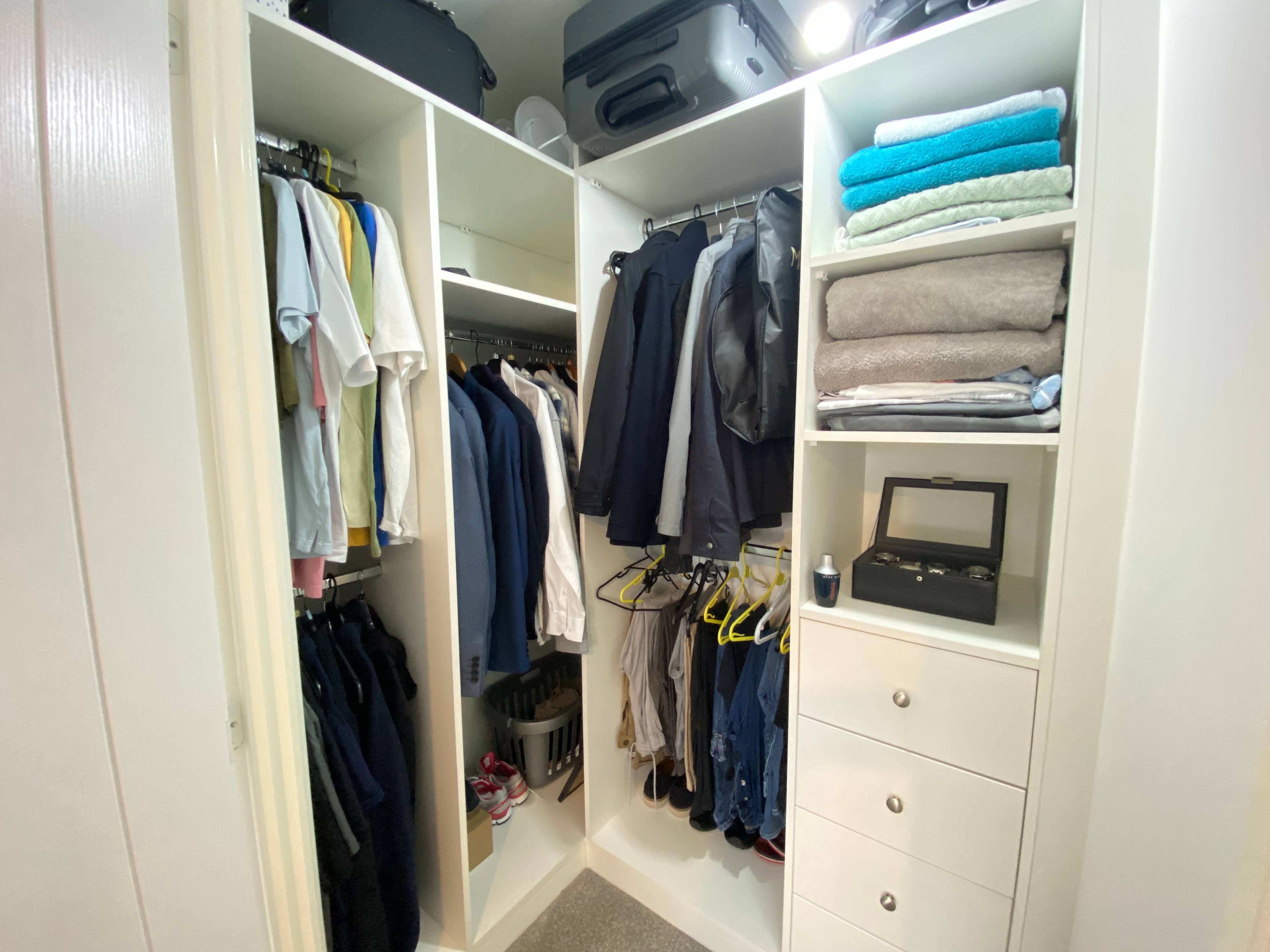 Walk-in Wardrobe