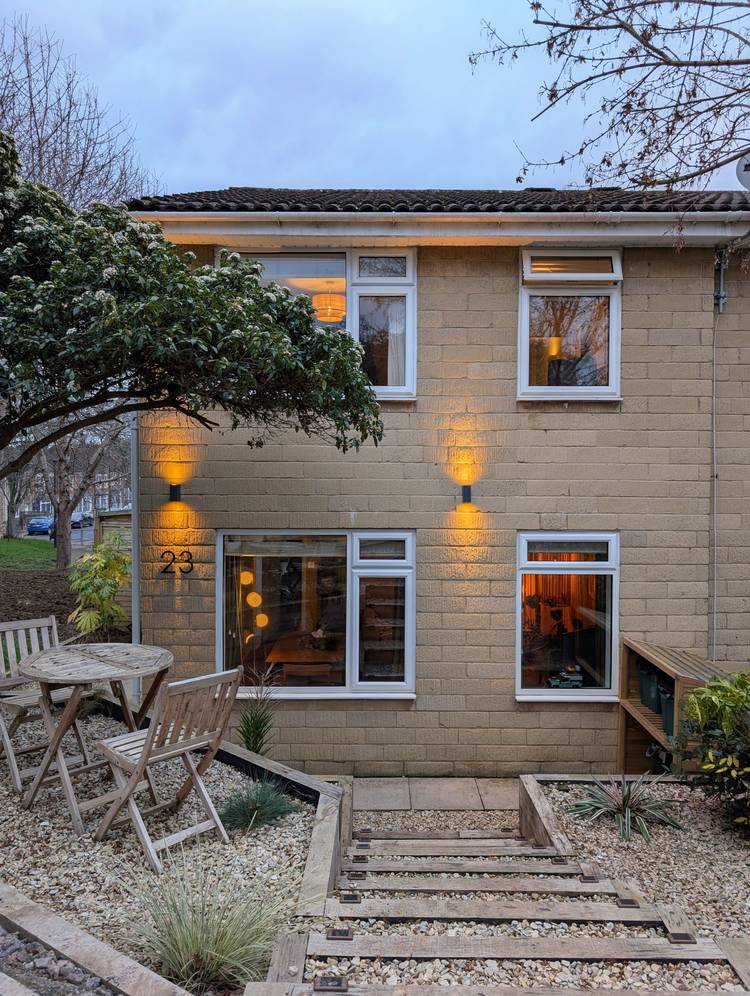 3 bedroom end of terrace house