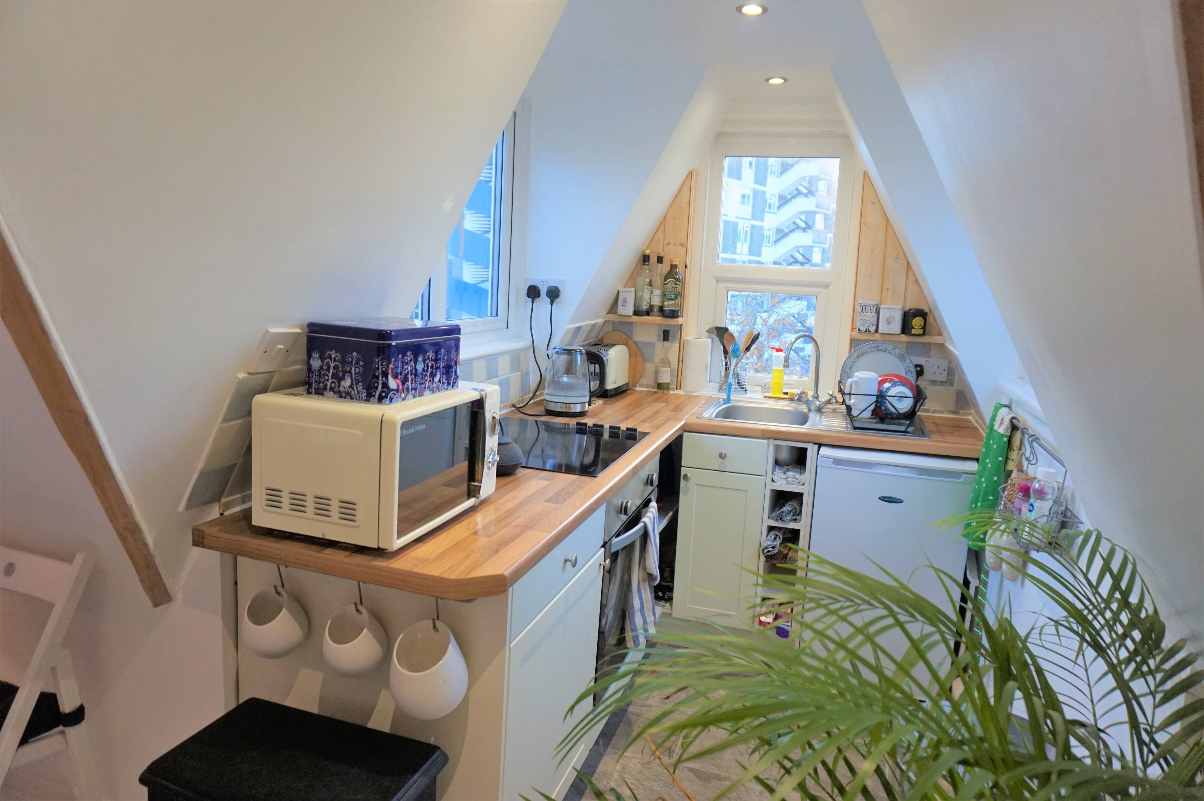 Lounge / Kitchen